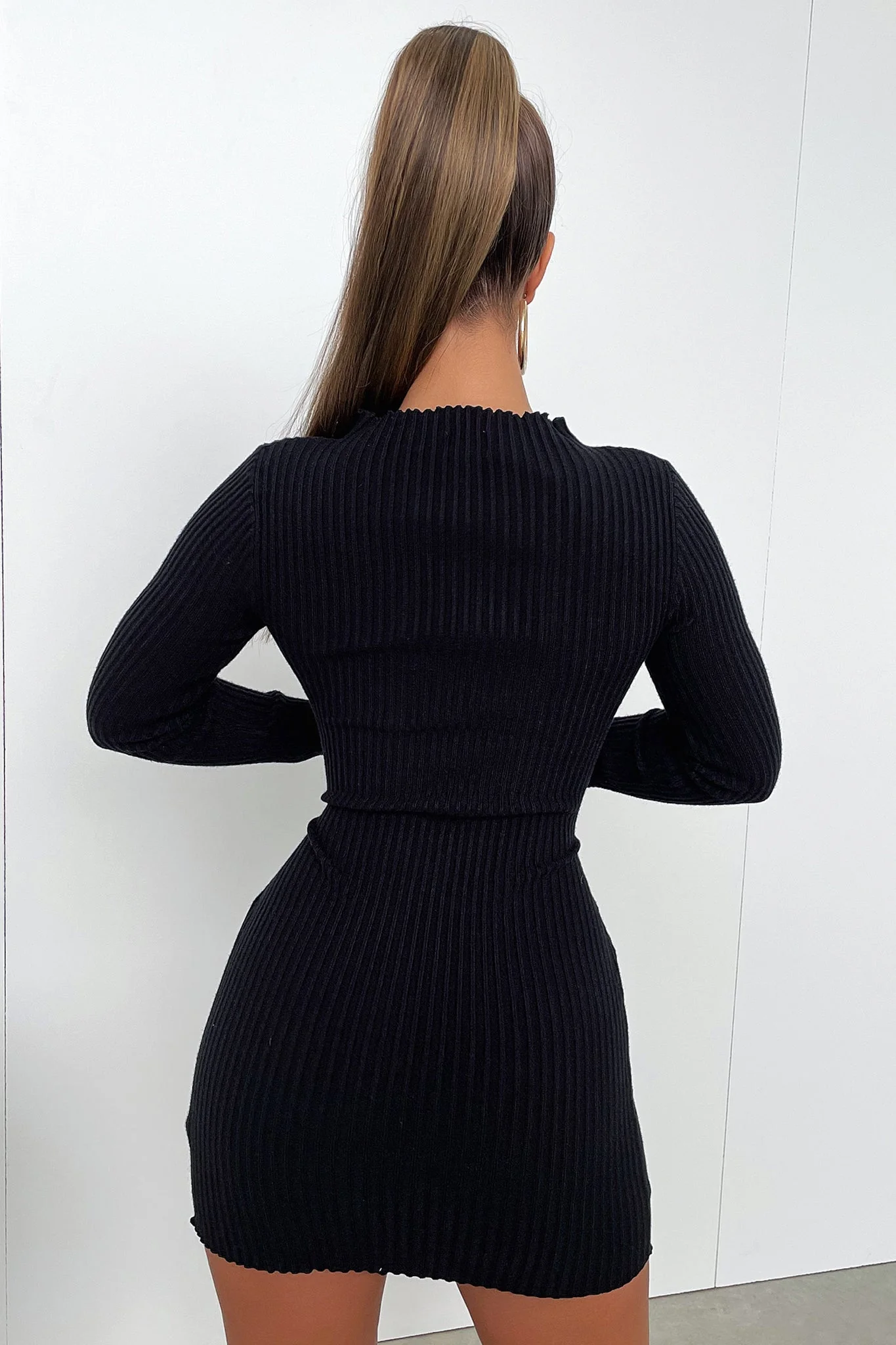 Reuben Knitted Dress - Black - XNAUWBI