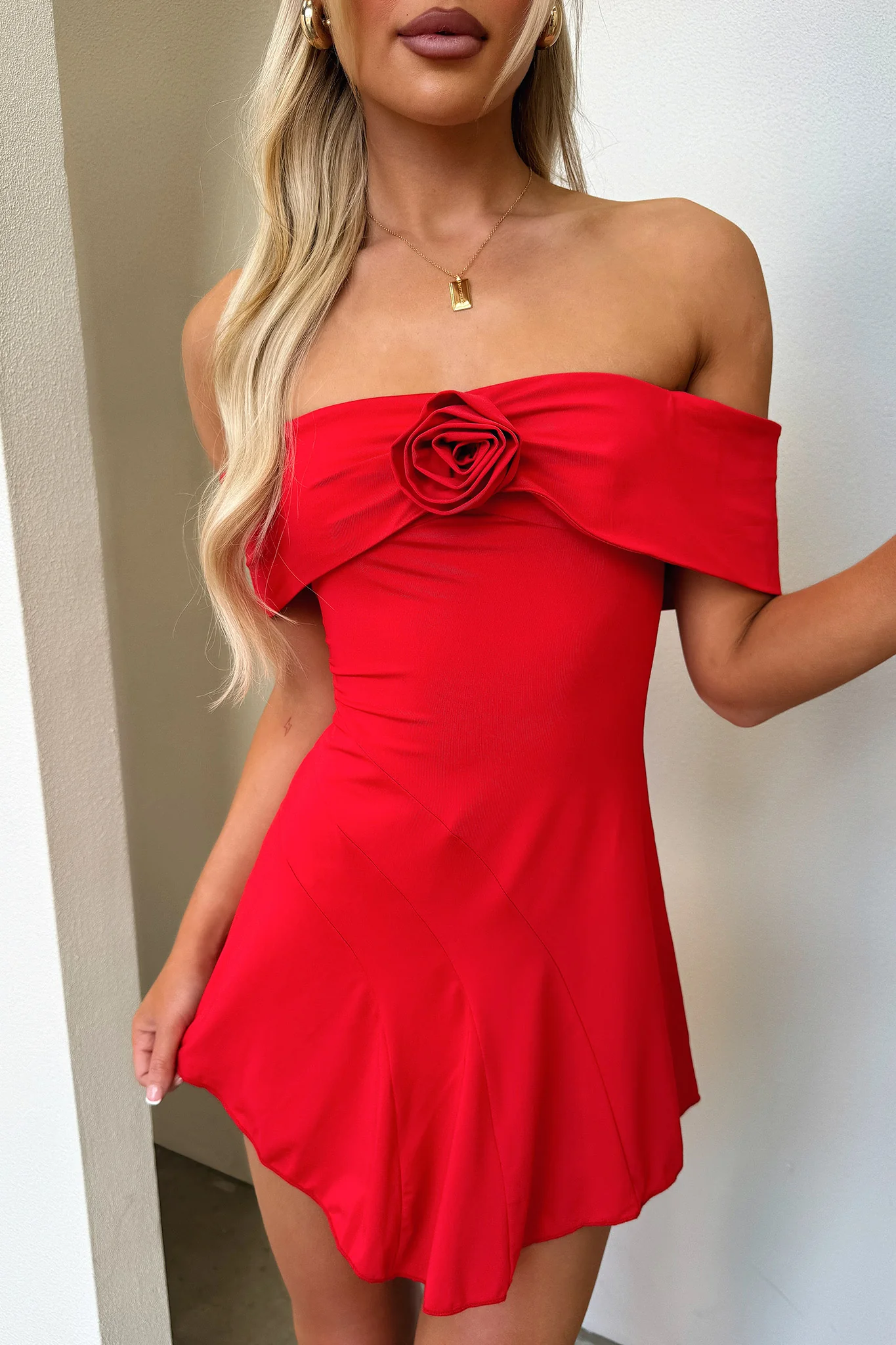 Kirsten Off Shoulder Mini Dress - Red - XNAUWBI