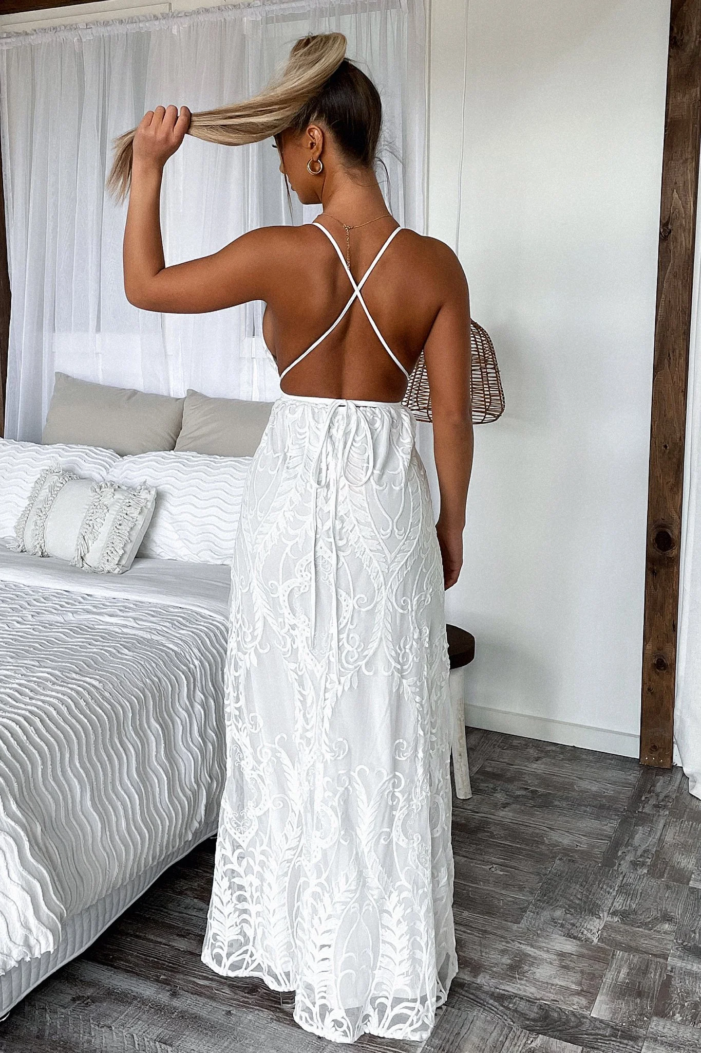 Scarlett Halter Maxi Dress - White - XNAUWBI
