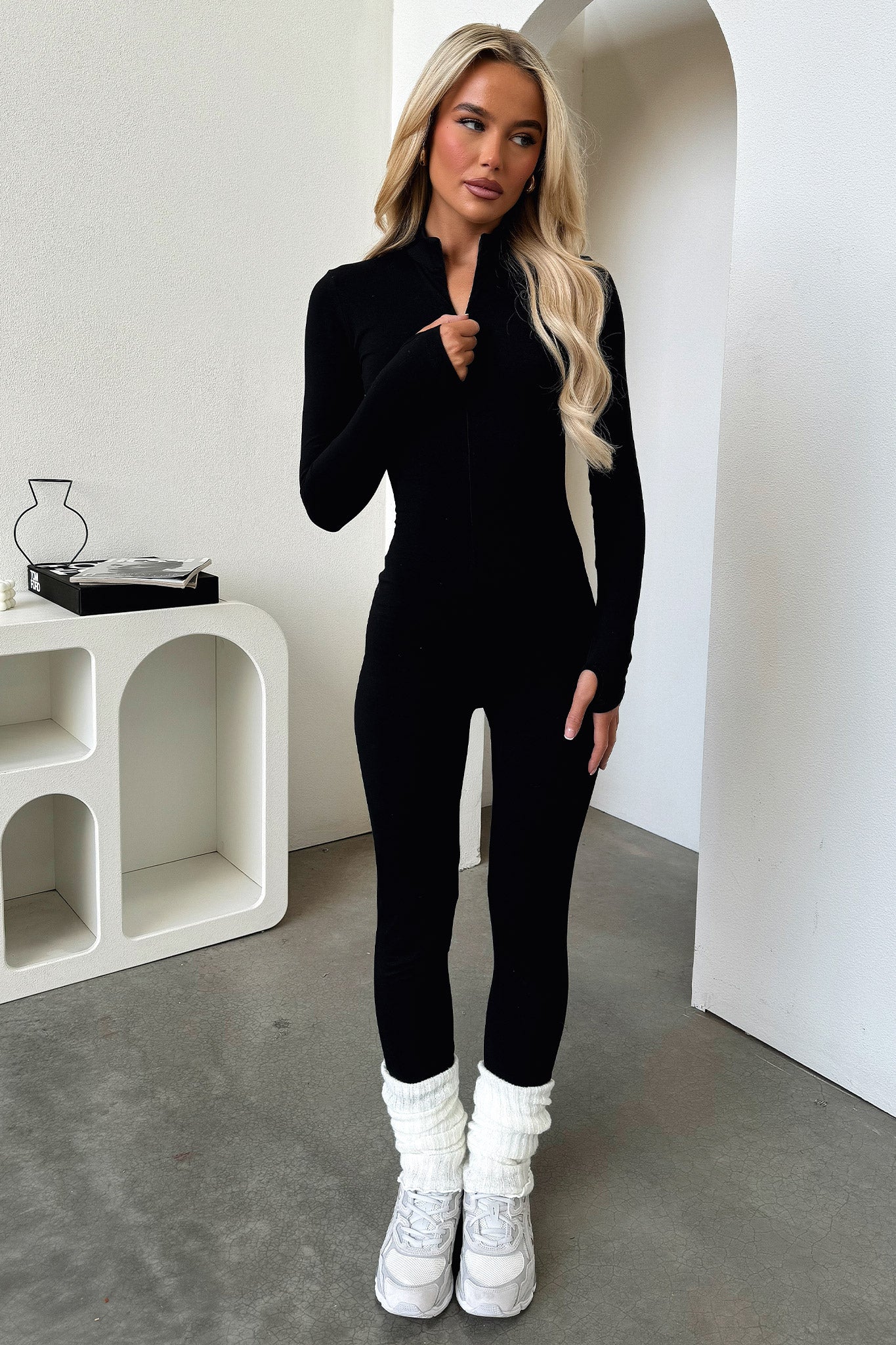 Tammy Long Sleeve Jumpsuit - Black - XNAUWBI