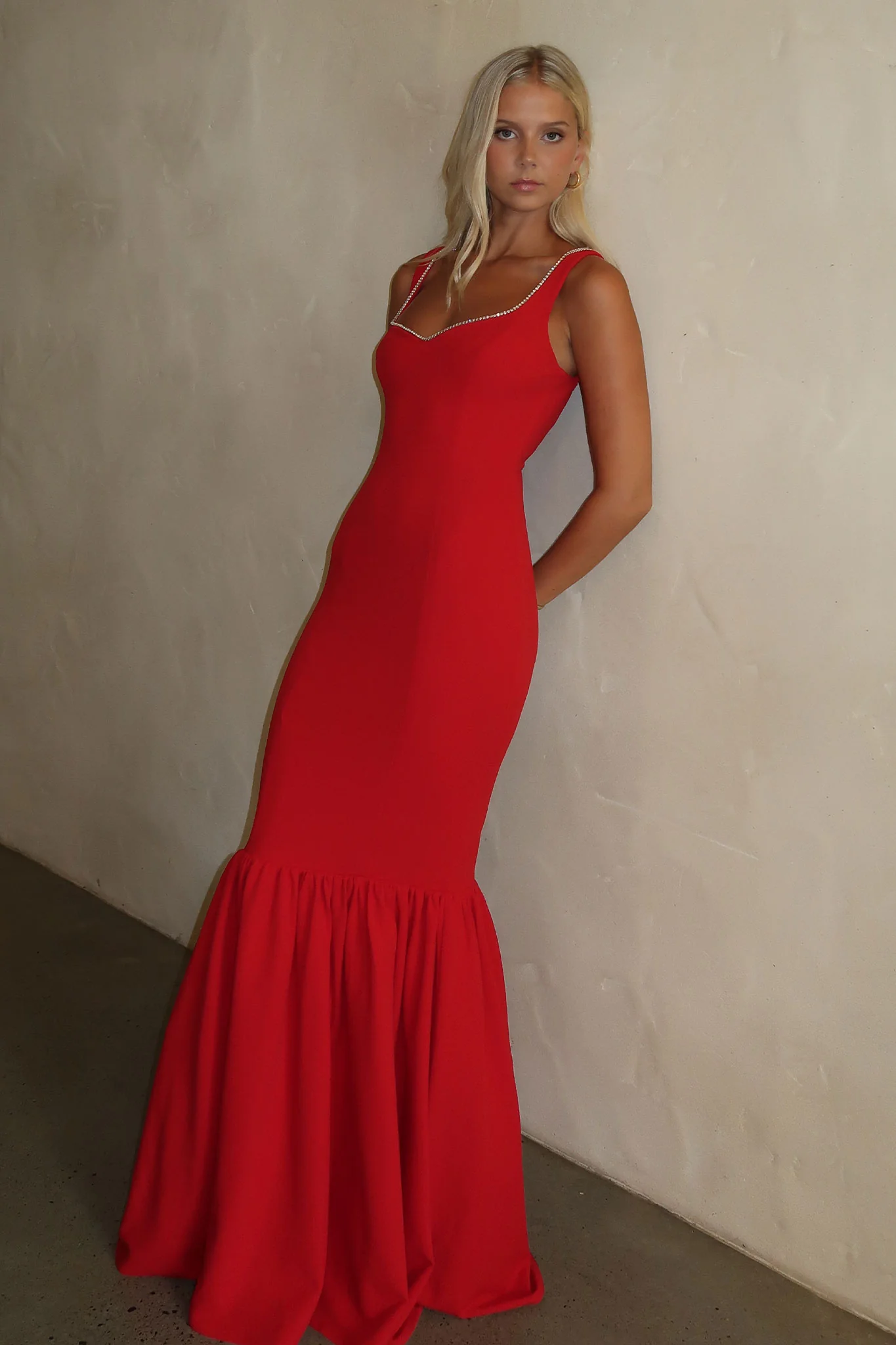 Emberly Maxi Dress - Red - XNAUWBI
