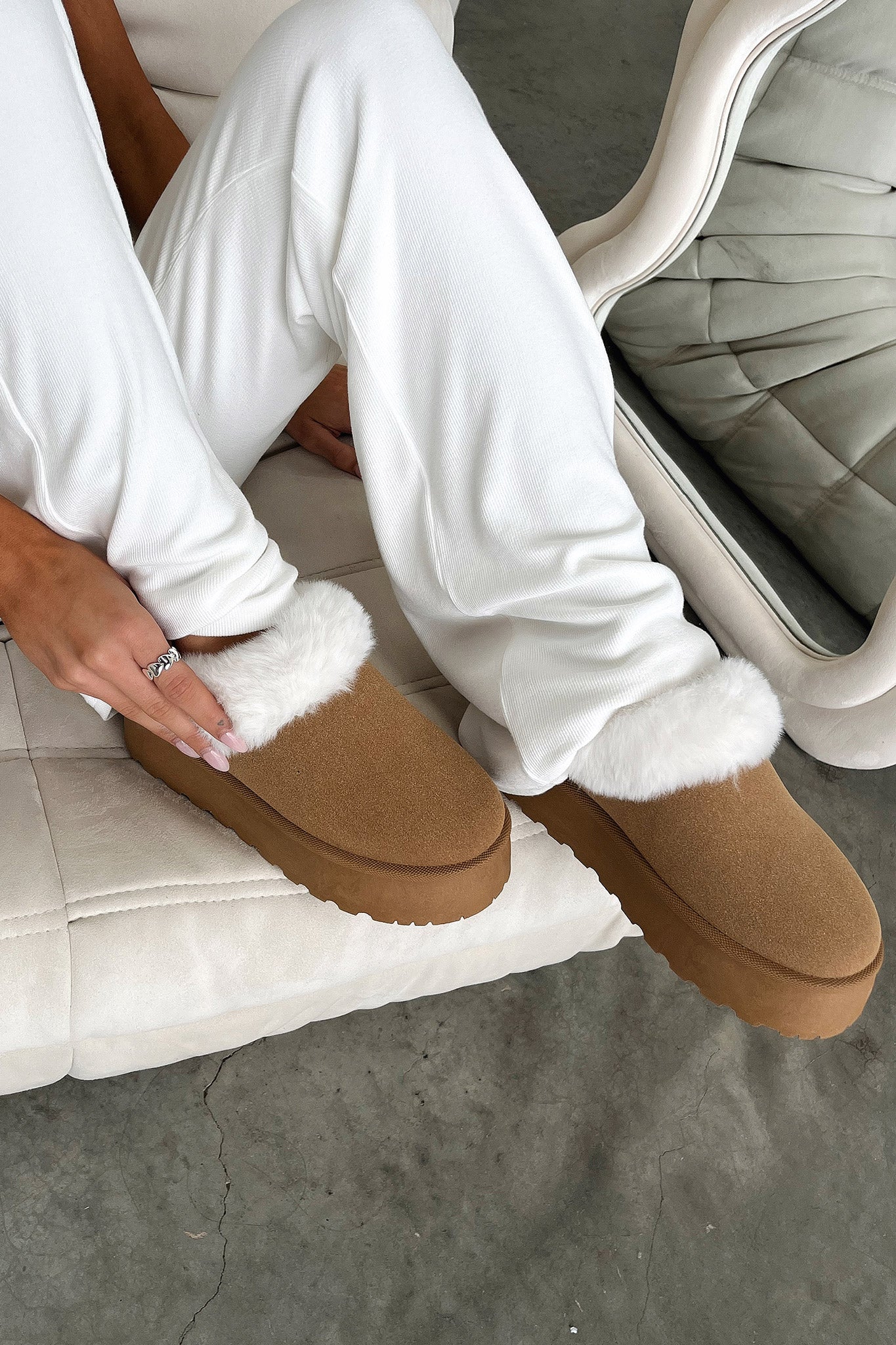 Elani Platform Slippers - Chestnut - XNAUWBI