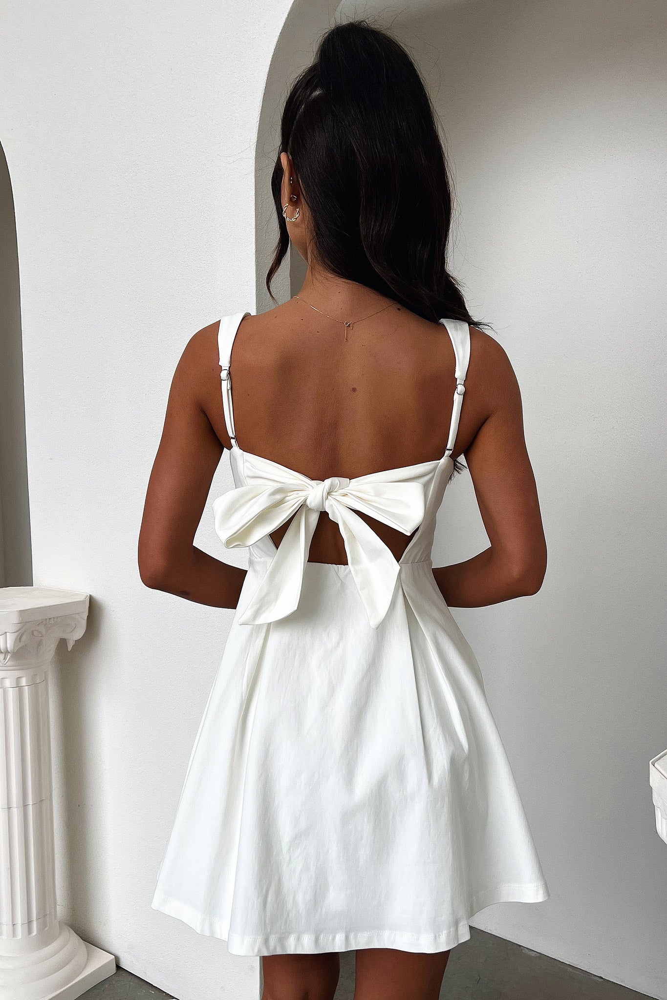 Bransley Dress - White - XNAUWBI