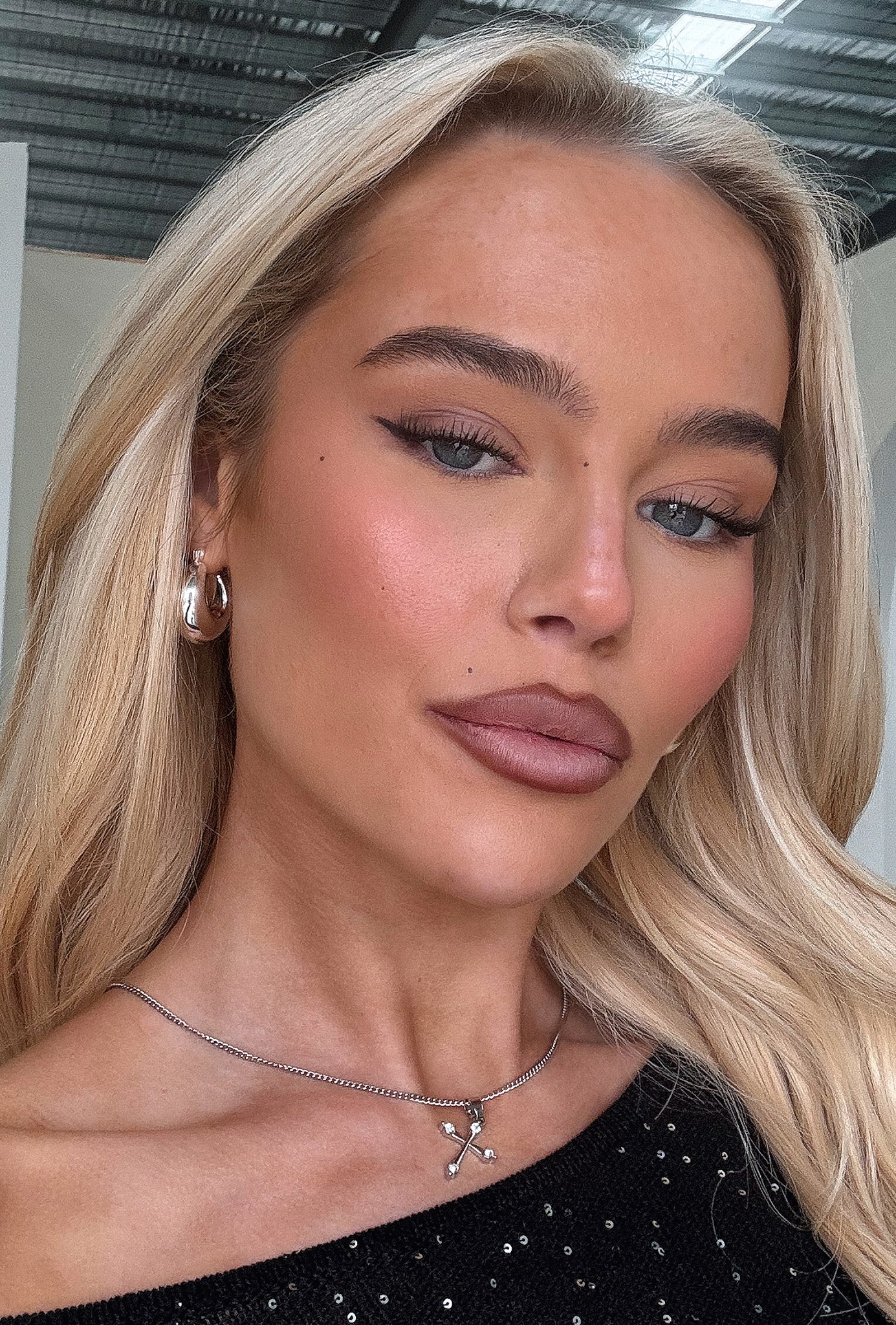 Concetta Hoops - Silver - XNAUWBI