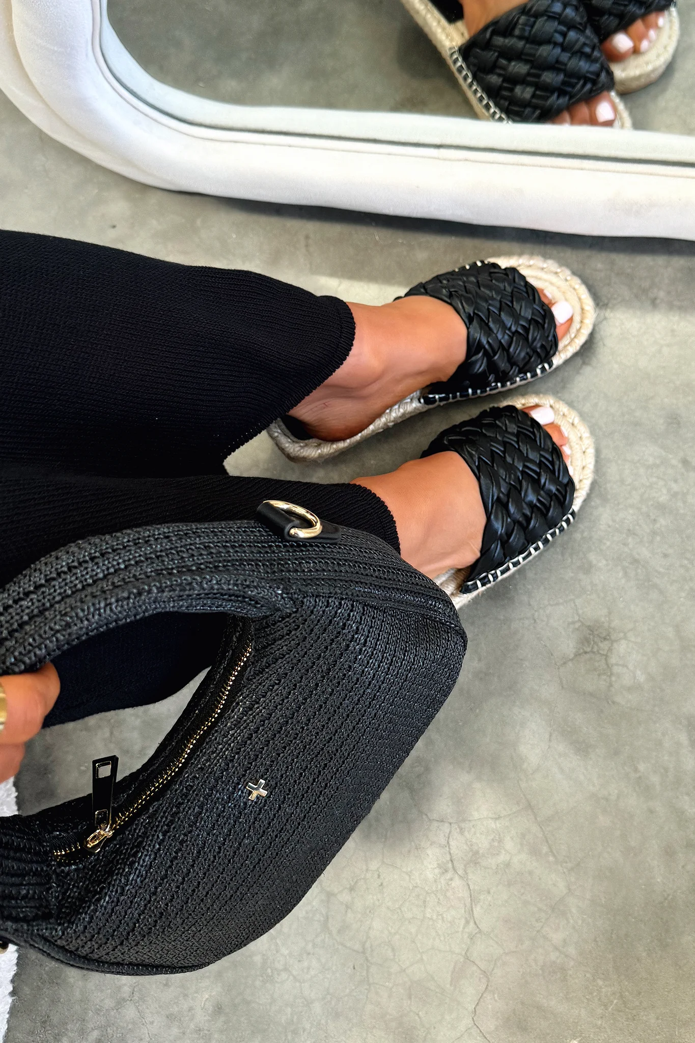 Maldive Slides - Black - XNAUWBI