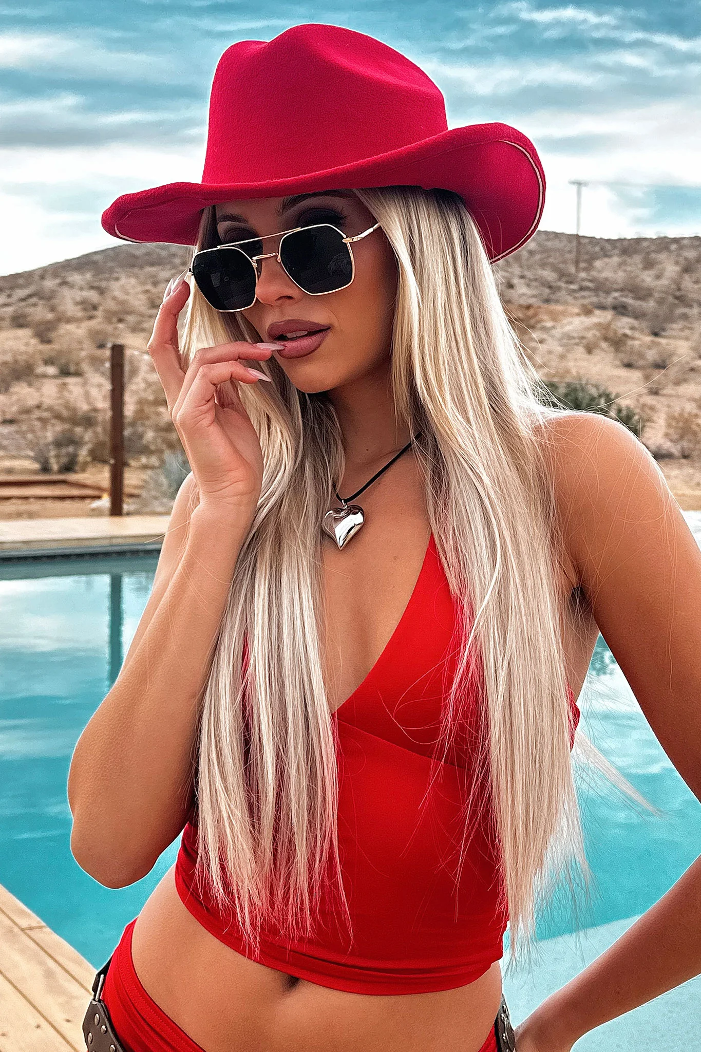 Lawton Sunglasses - Gold/Black - XNAUWBI