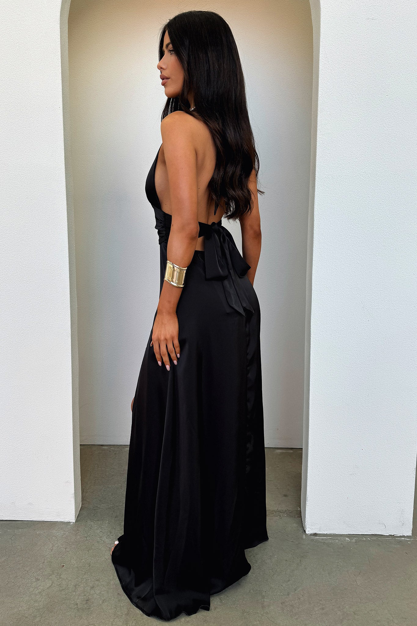 Neriah Maxi Dress - Black - XNAUWBI