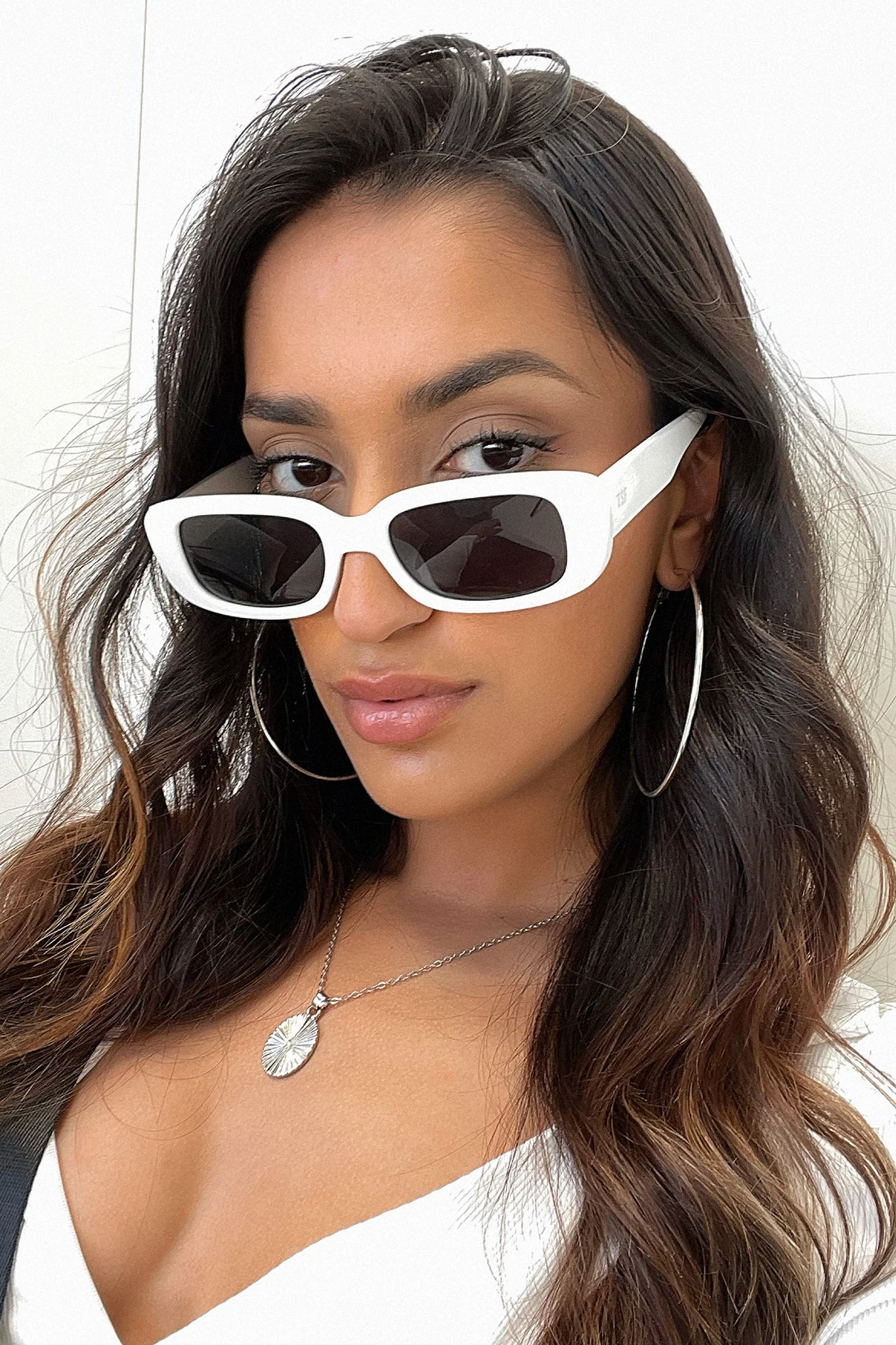 Odysey Sunnies - White - XNAUWBI