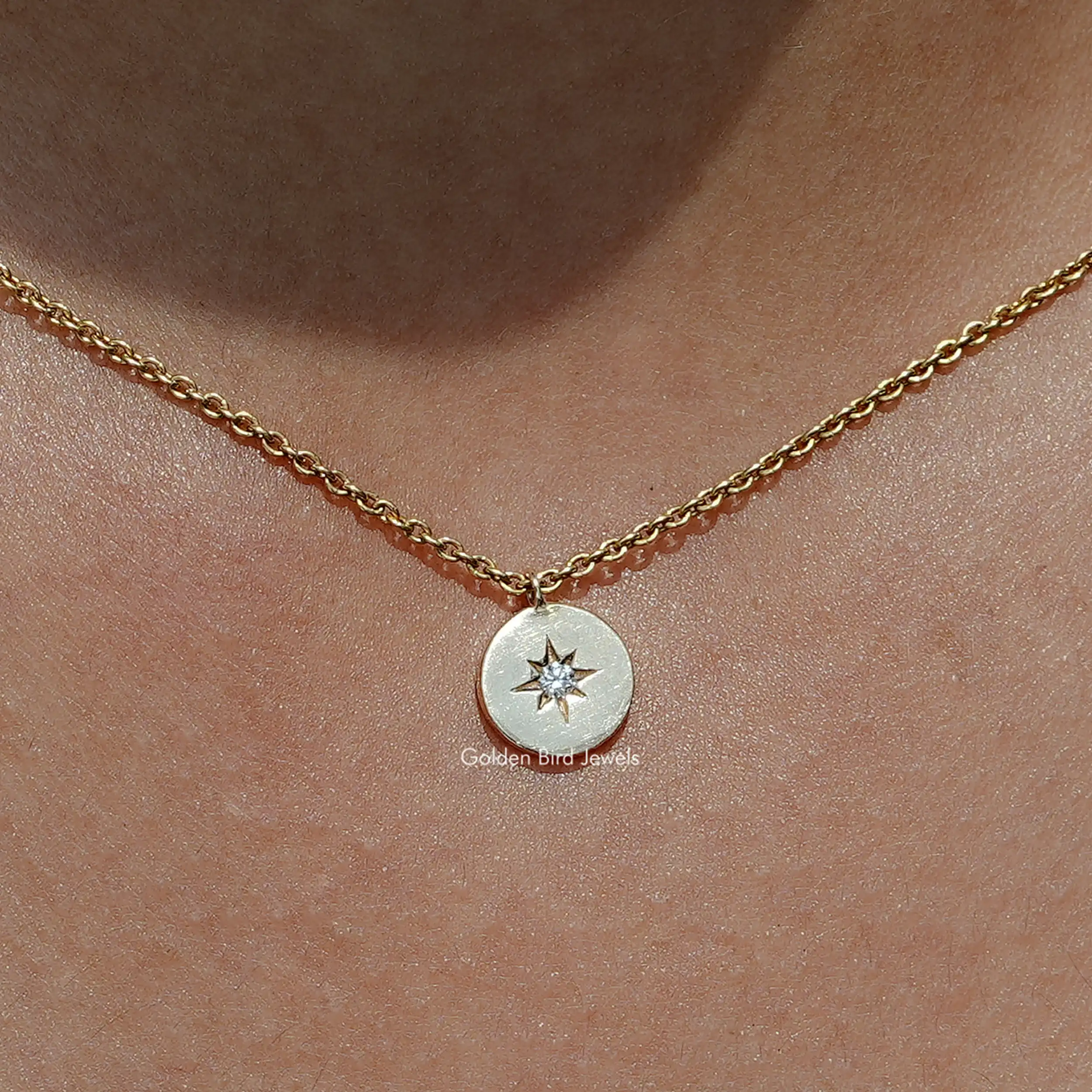 North Star Round Lab Diamond Medallion Pendant - XBQDD