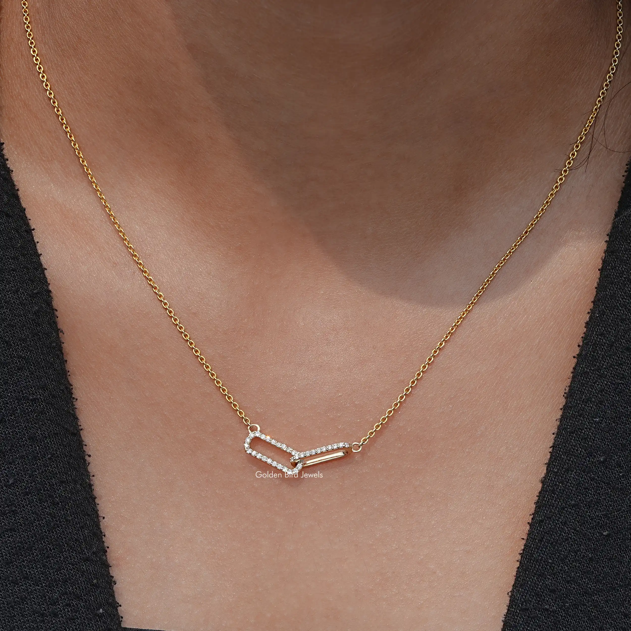 Round Diamond Paperclip Interlocked Pendant - XBQDD