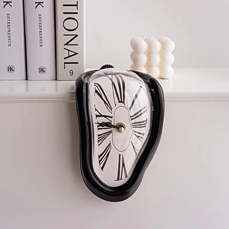 Melting Distorted Wall Clocks - XBQDD