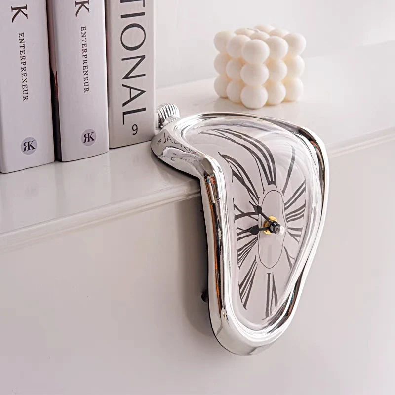Melting Distorted Wall Clocks - XBQDD