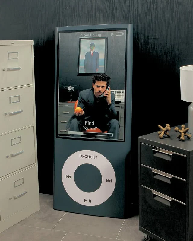 iPod Wall Mirror - XBQDD