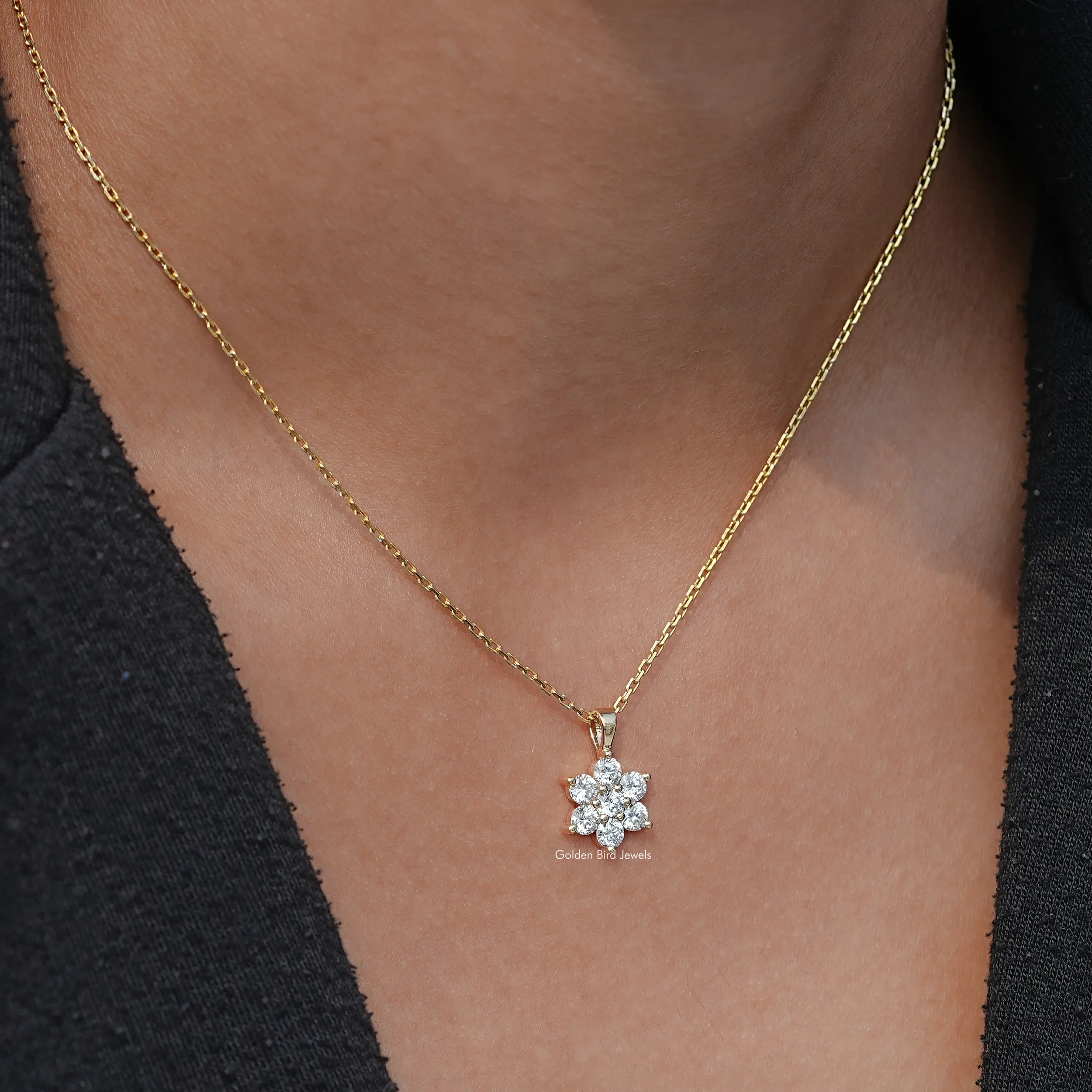 Round Cut Diamond Floral Minimalist Pendant - XBQDD