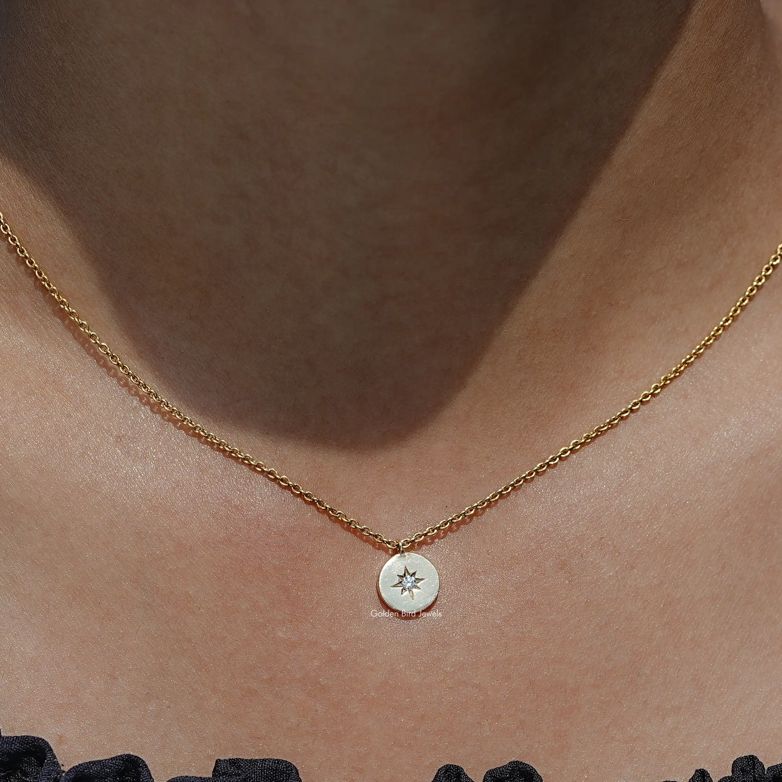 North Star Round Lab Diamond Medallion Pendant - XBQDD