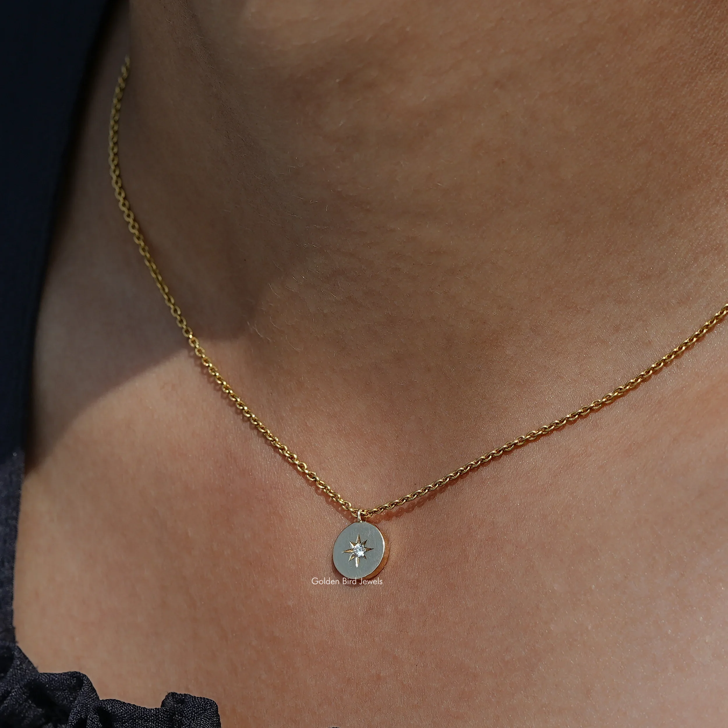 North Star Round Lab Diamond Medallion Pendant - XBQDD