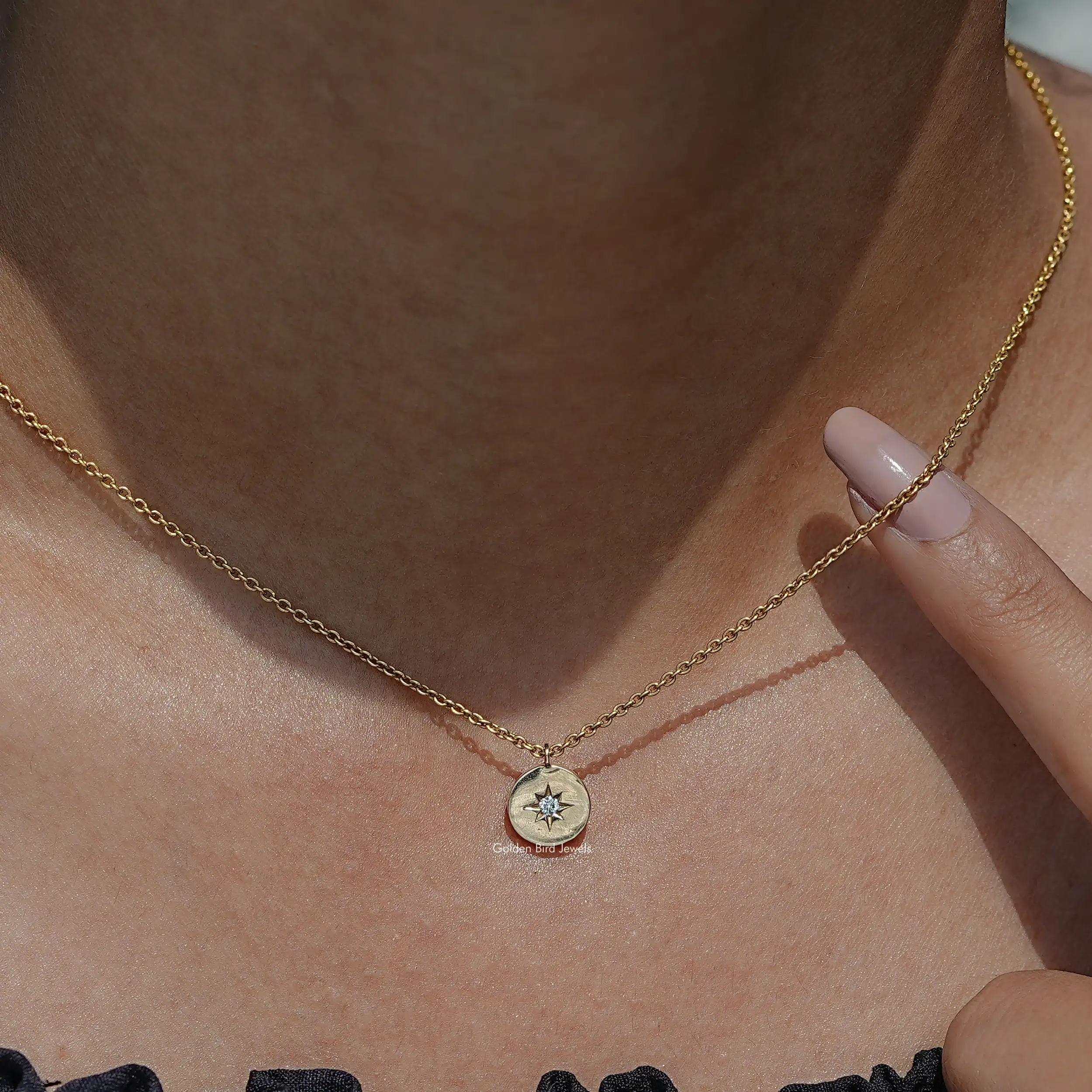 North Star Round Lab Diamond Medallion Pendant - XBQDD