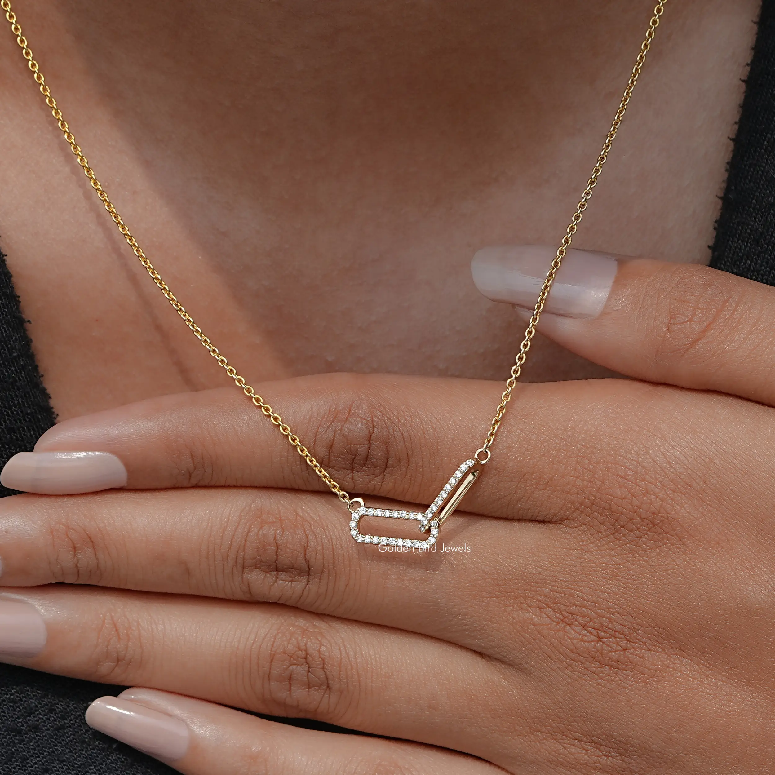 Round Diamond Paperclip Interlocked Pendant - XBQDD