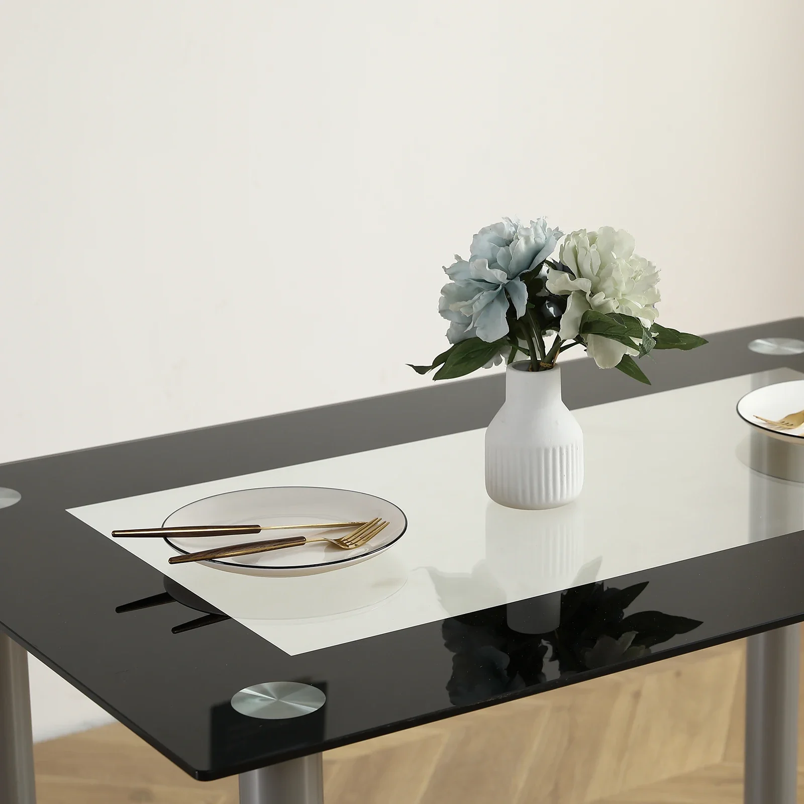 Tempered Glass Dinner Table - XBQDD