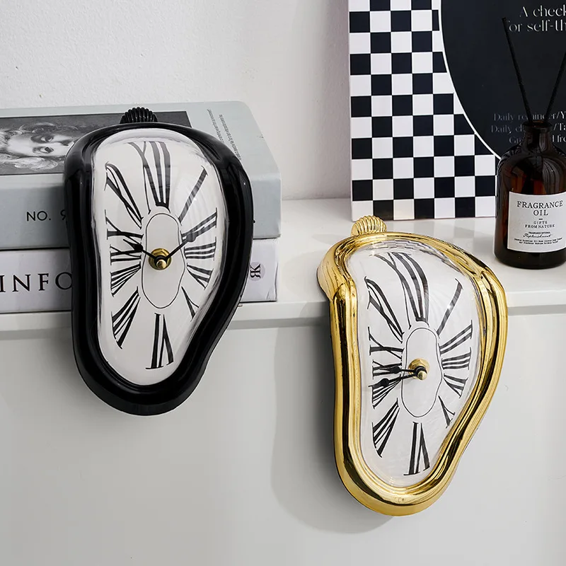 Melting Distorted Wall Clocks - XBQDD