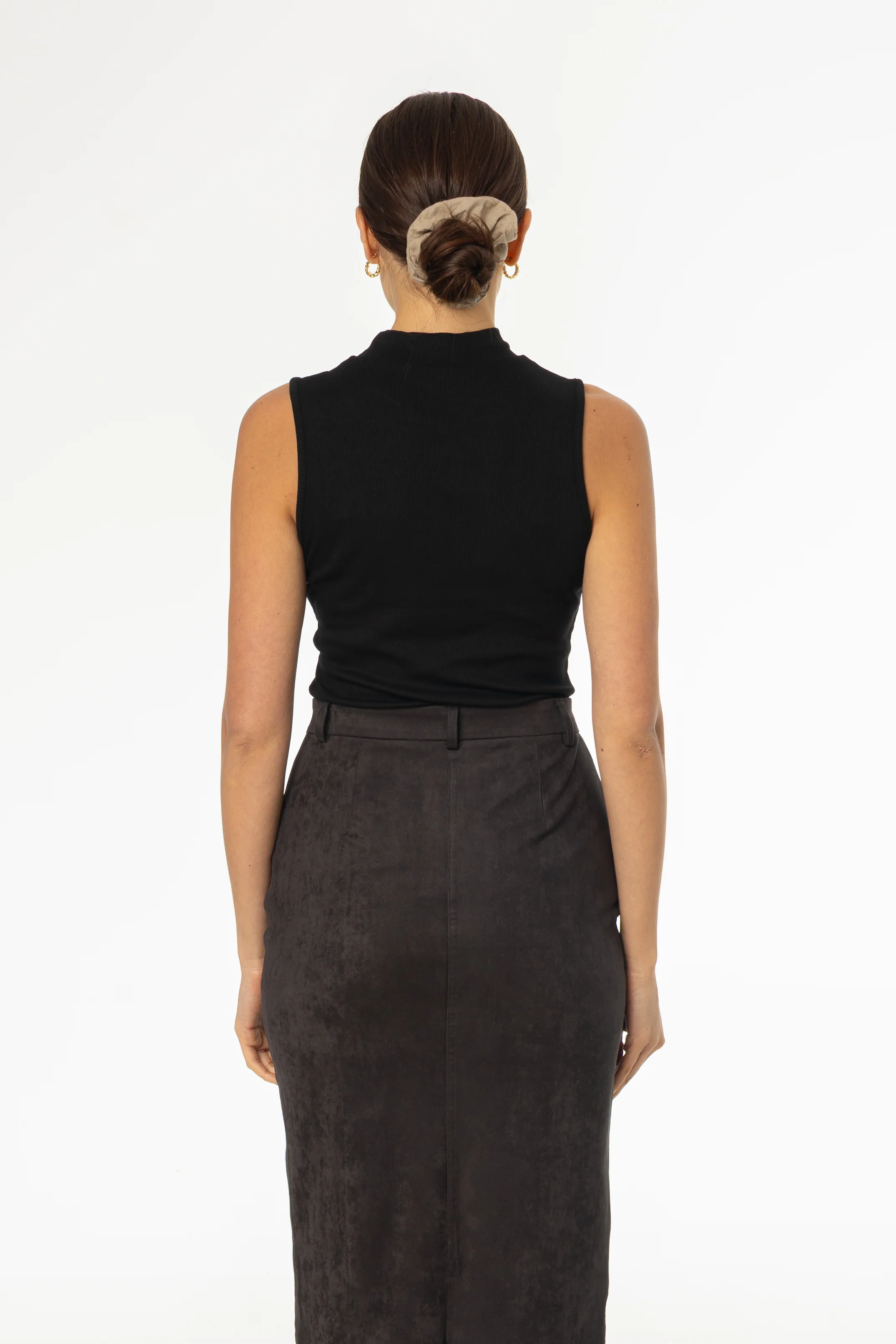 Black Ribbed Sleeveless Mock Neck Top - KJDHW