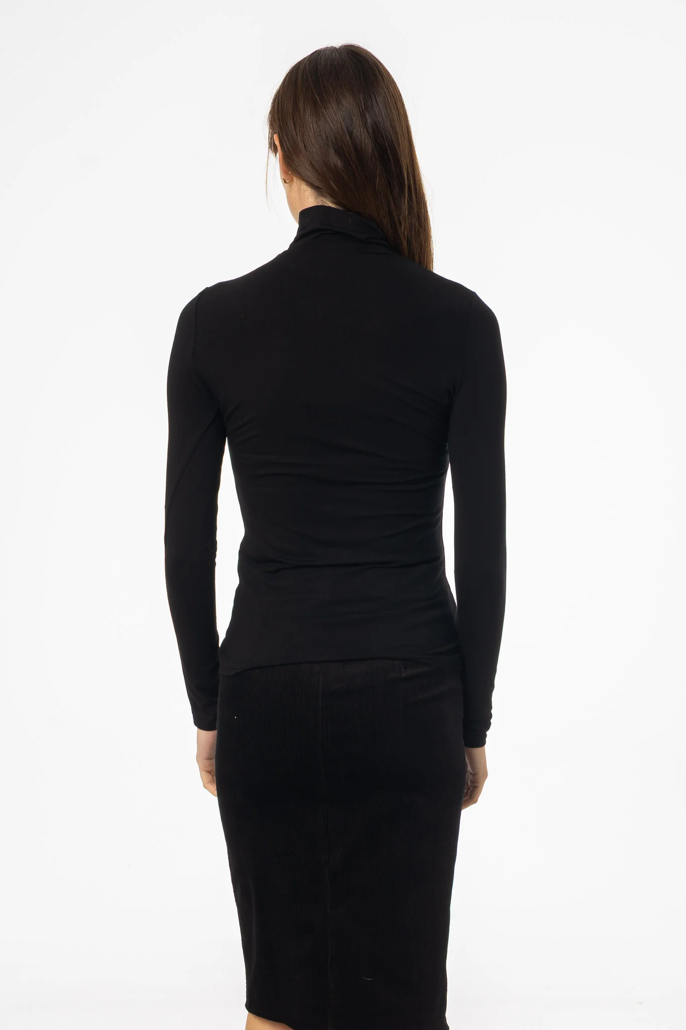 Black Solid Turtleneck Top - KJDHW