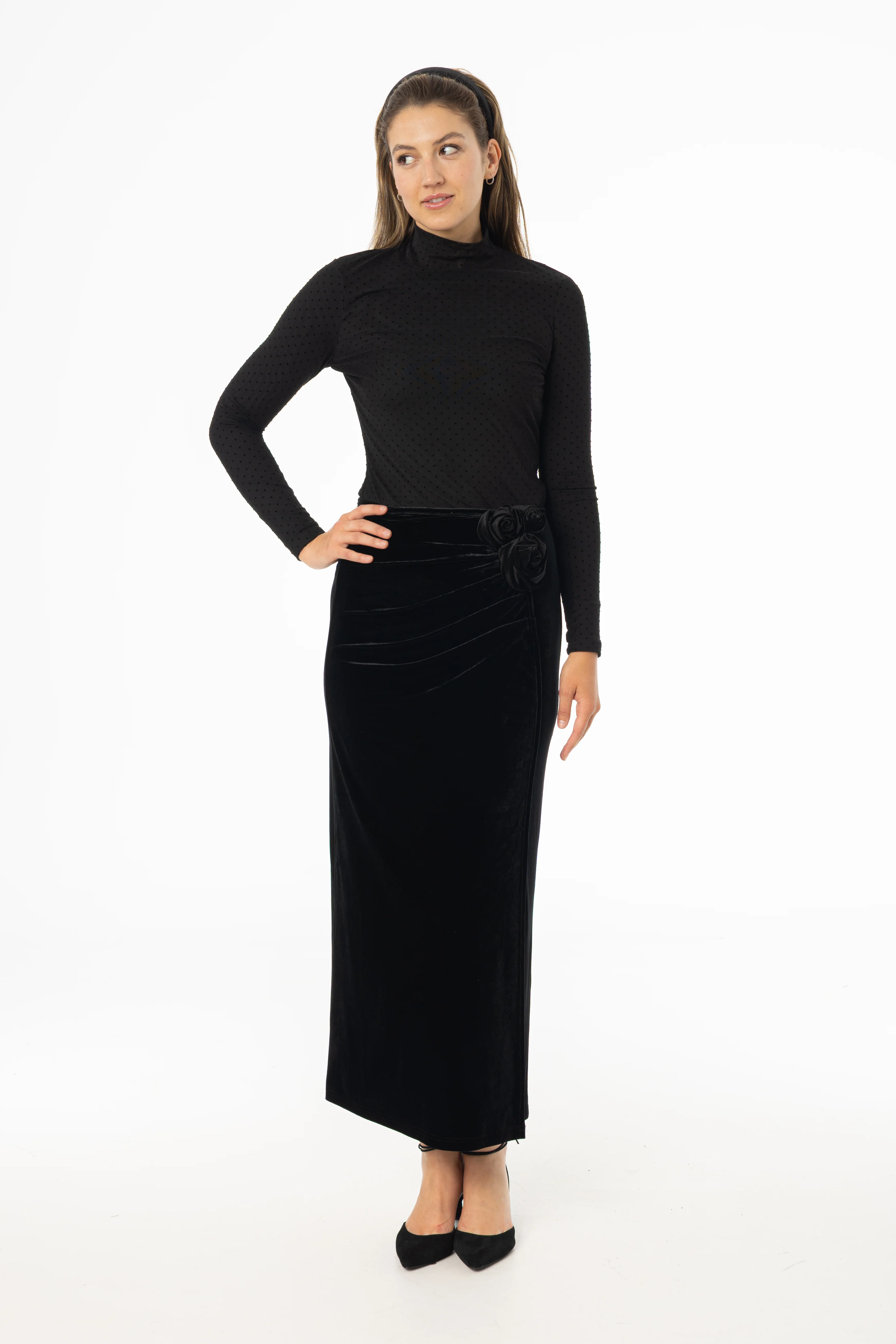 Black Velour Rose Skirt - KJDHW