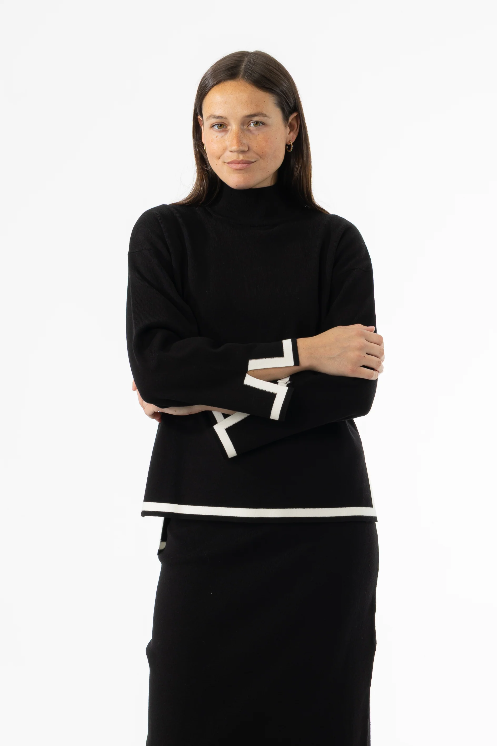 Black Contrast Trim Knit Sweater - KJDHW