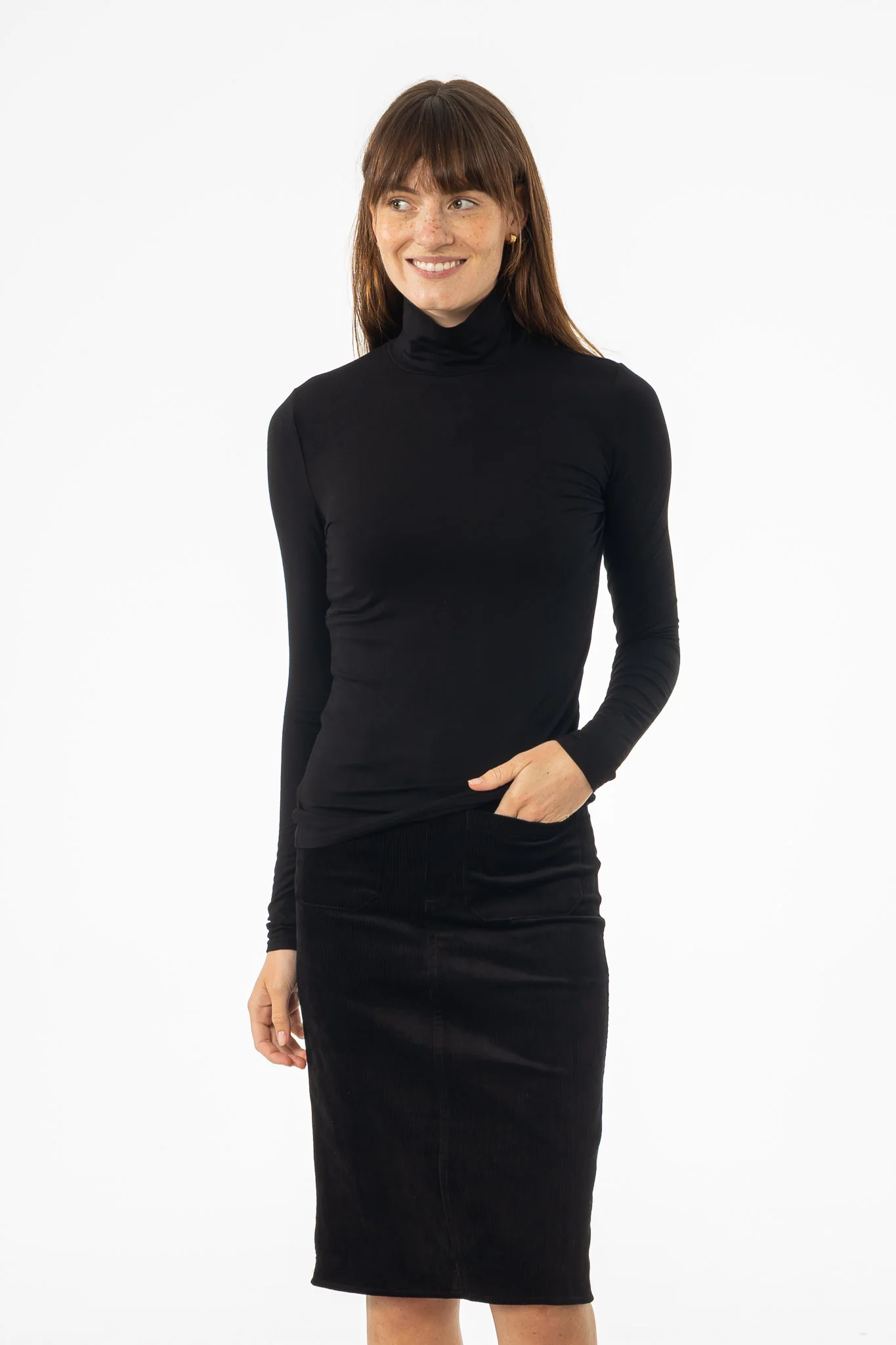 Black Solid Turtleneck Top - KJDHW