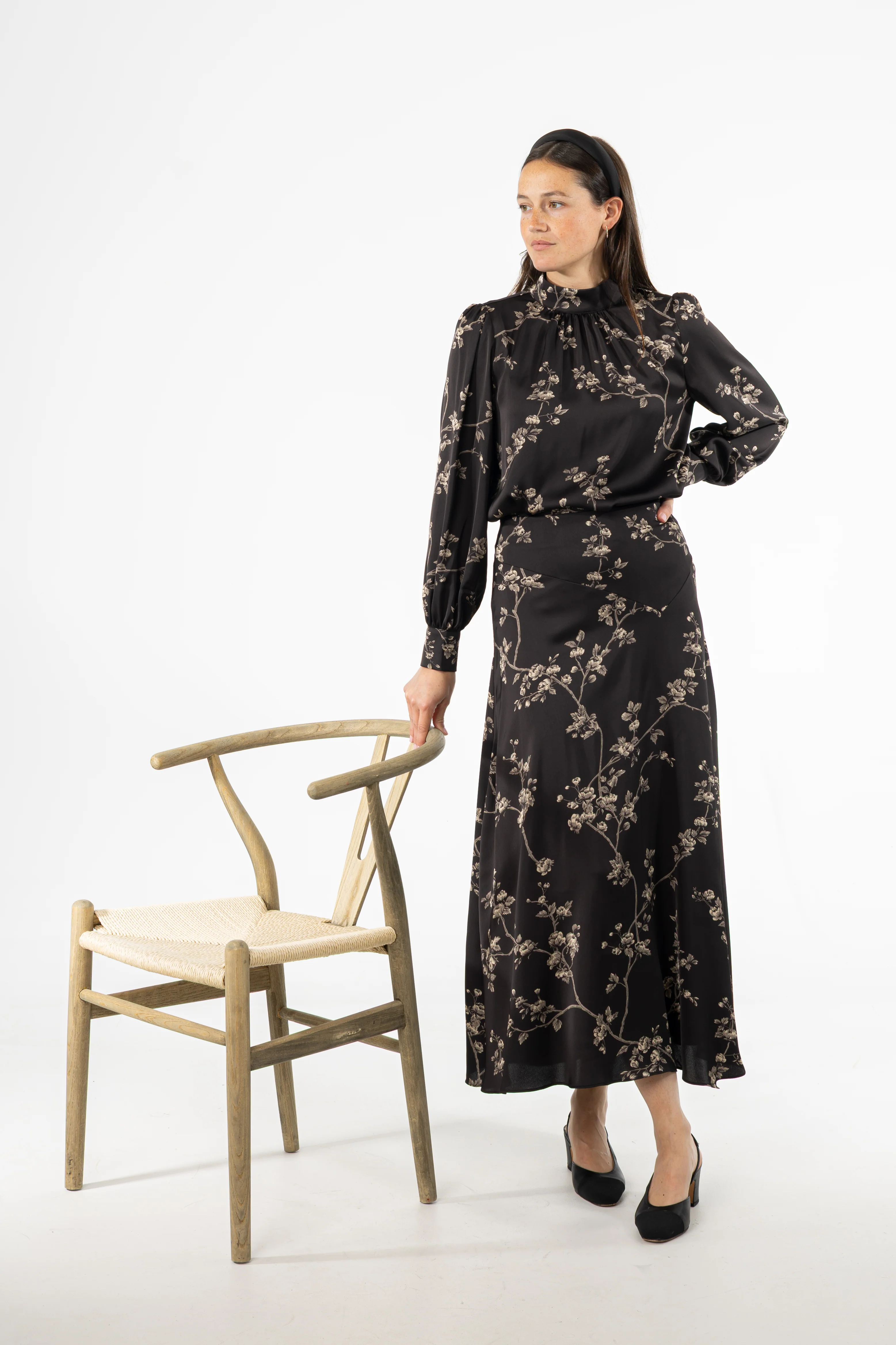 Black & Beige Asymmetrical Flare Skirt - KJDHW