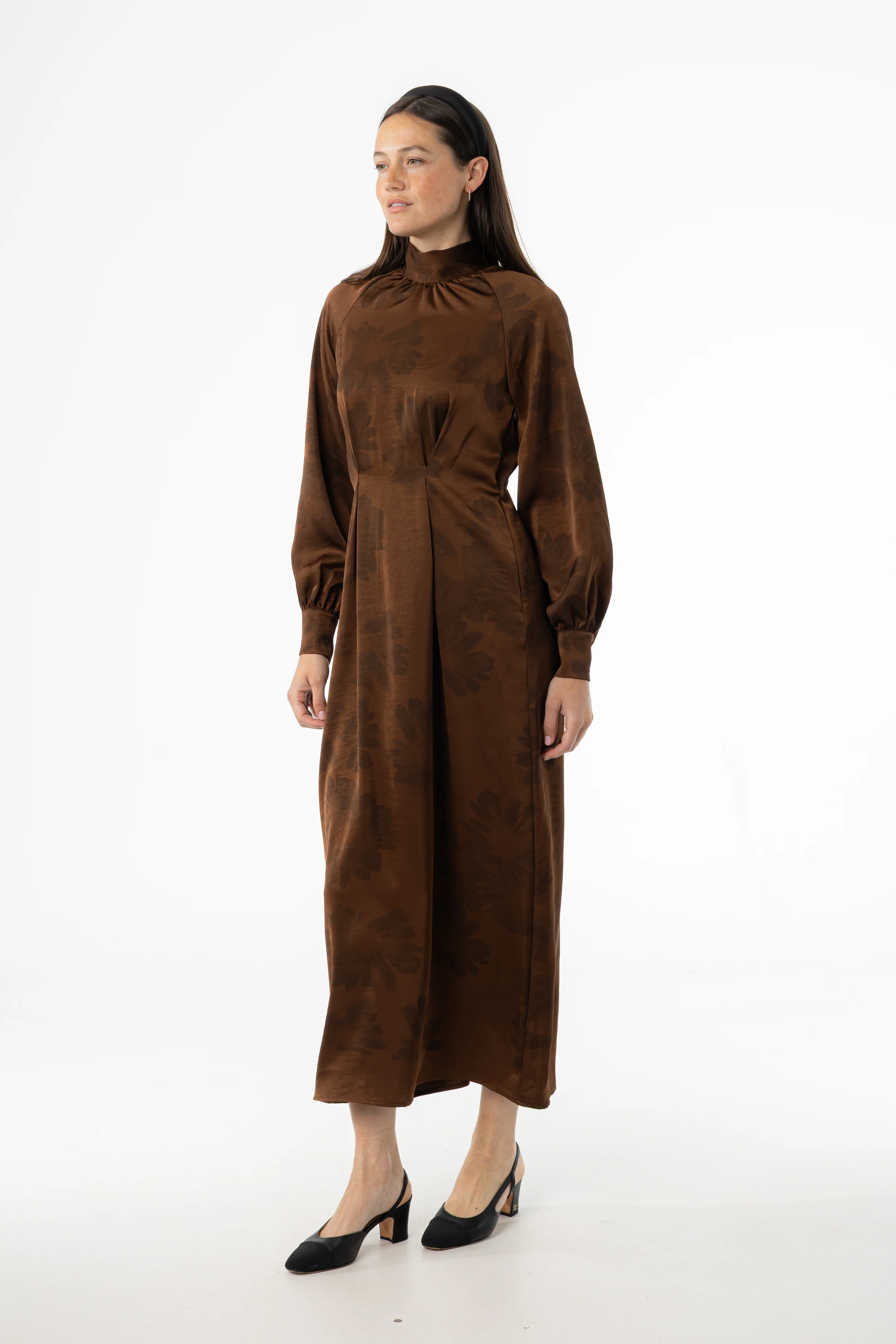 Brown Floral Printed Tie Neck Dress - KJDHW