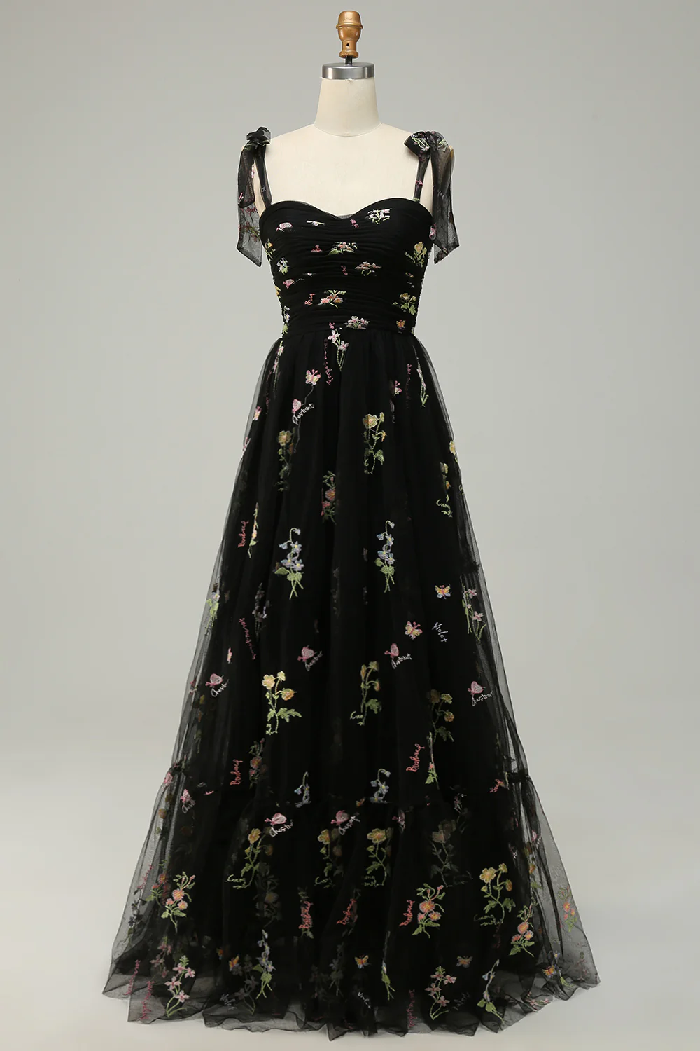 Green Long Prom Dress With Embroidery - VNBITS
