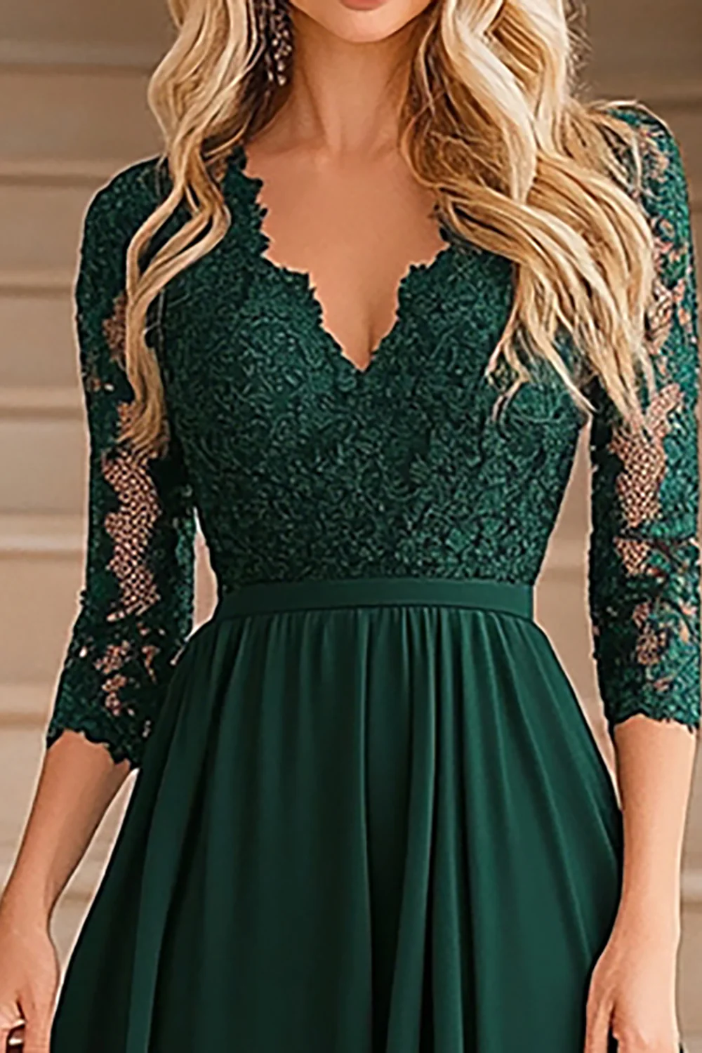 Elegant Dark Green A-Line V-neck Chiffon Long Mother of the Bride Dress with Lace Appliques - VNBITS