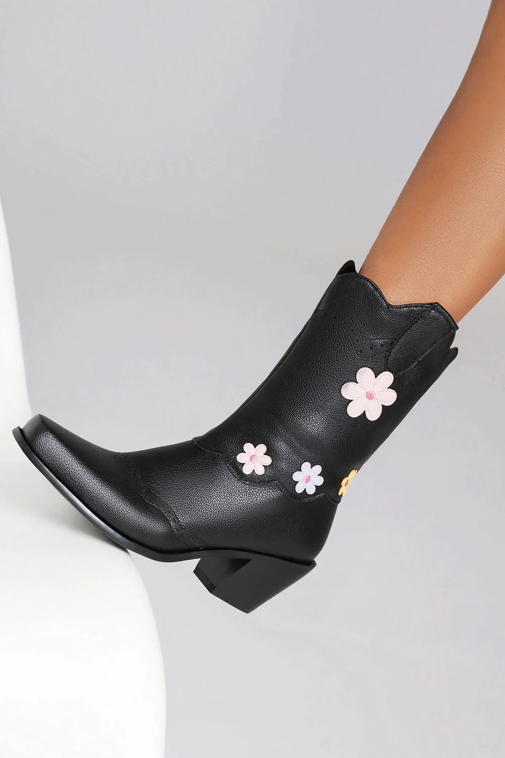Black Mid Calf Chunky Heel Cowgirl Boots - JUORTHO
