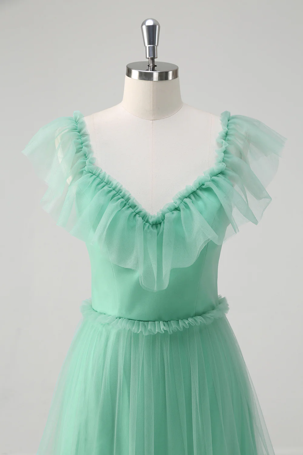 A-Line Green Ruffled Hollow Out Tulle Bridesmaid Dress - JUORTHO