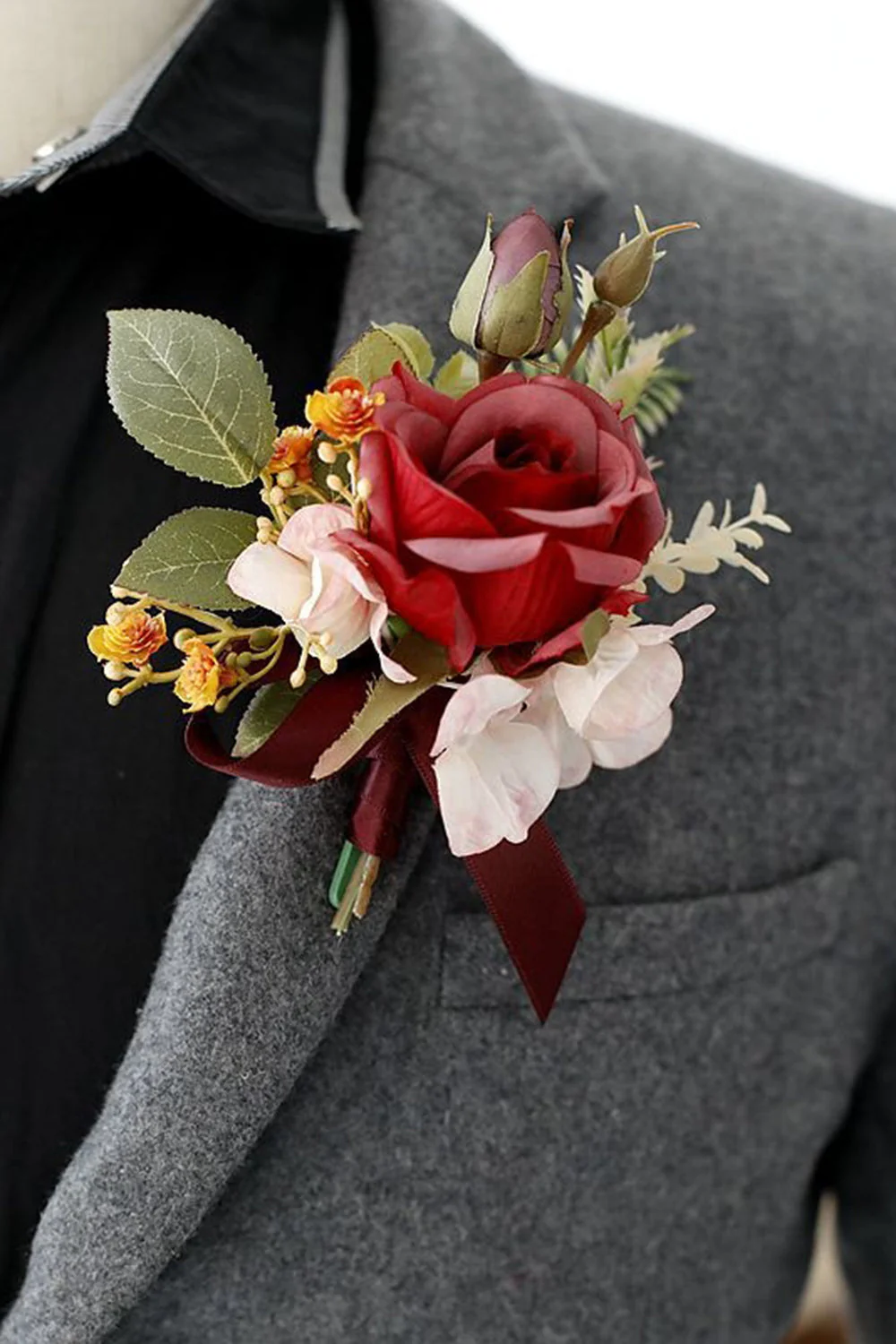 Elegant Blush Prom Wrist Corsage and Men‘s Boutonniere For Wedding Party - JUORTHO
