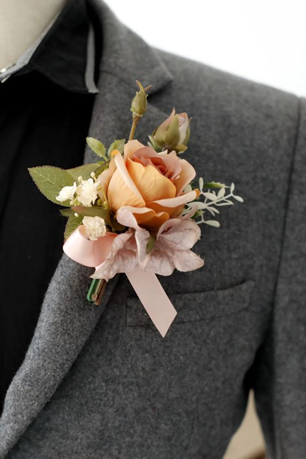 Elegant Blush Prom Wrist Corsage and Men‘s Boutonniere For Wedding Party - JUORTHO