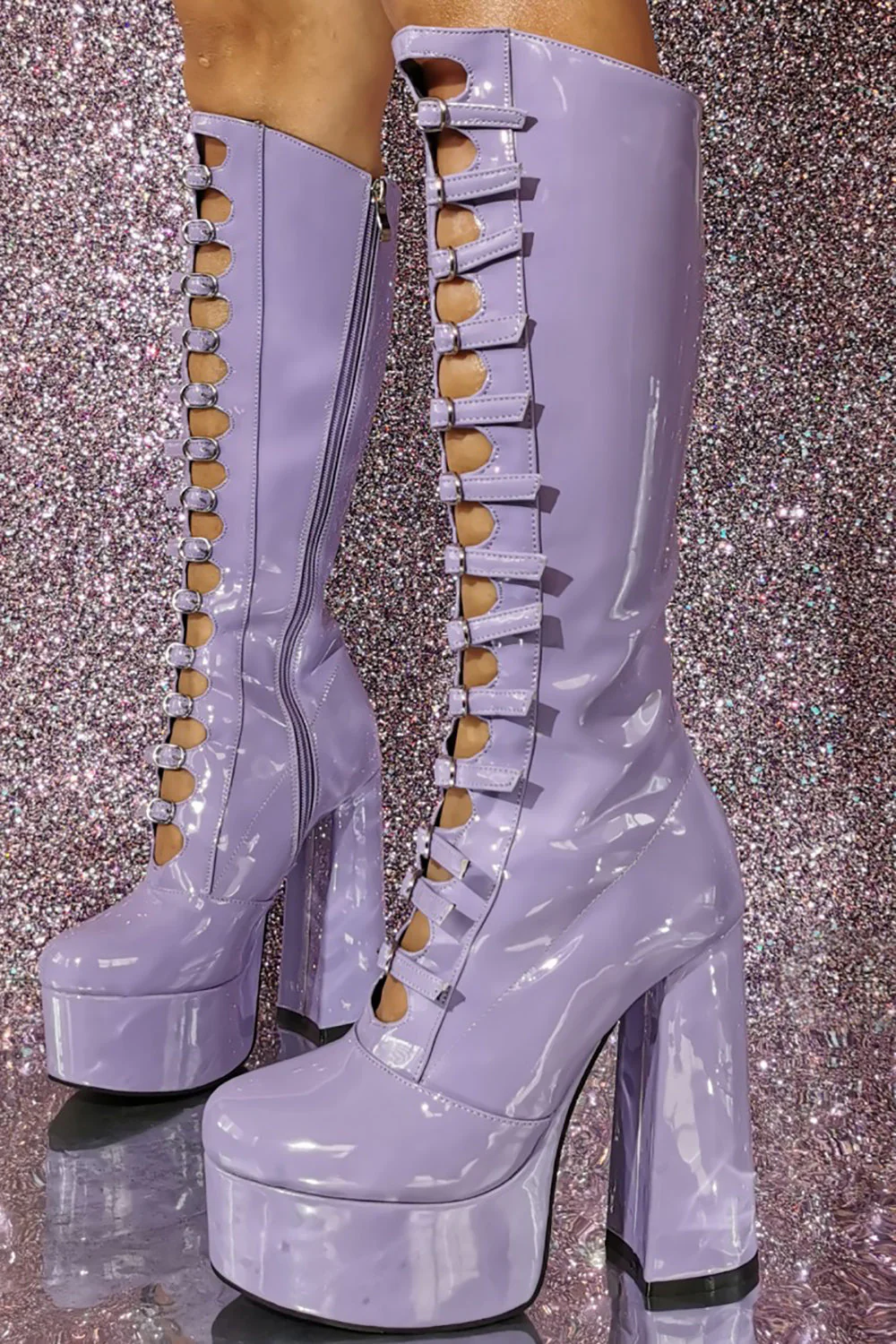 Women's Black Front Hollow Buckle Chunky Heel Knee High Boots - JUORTHO