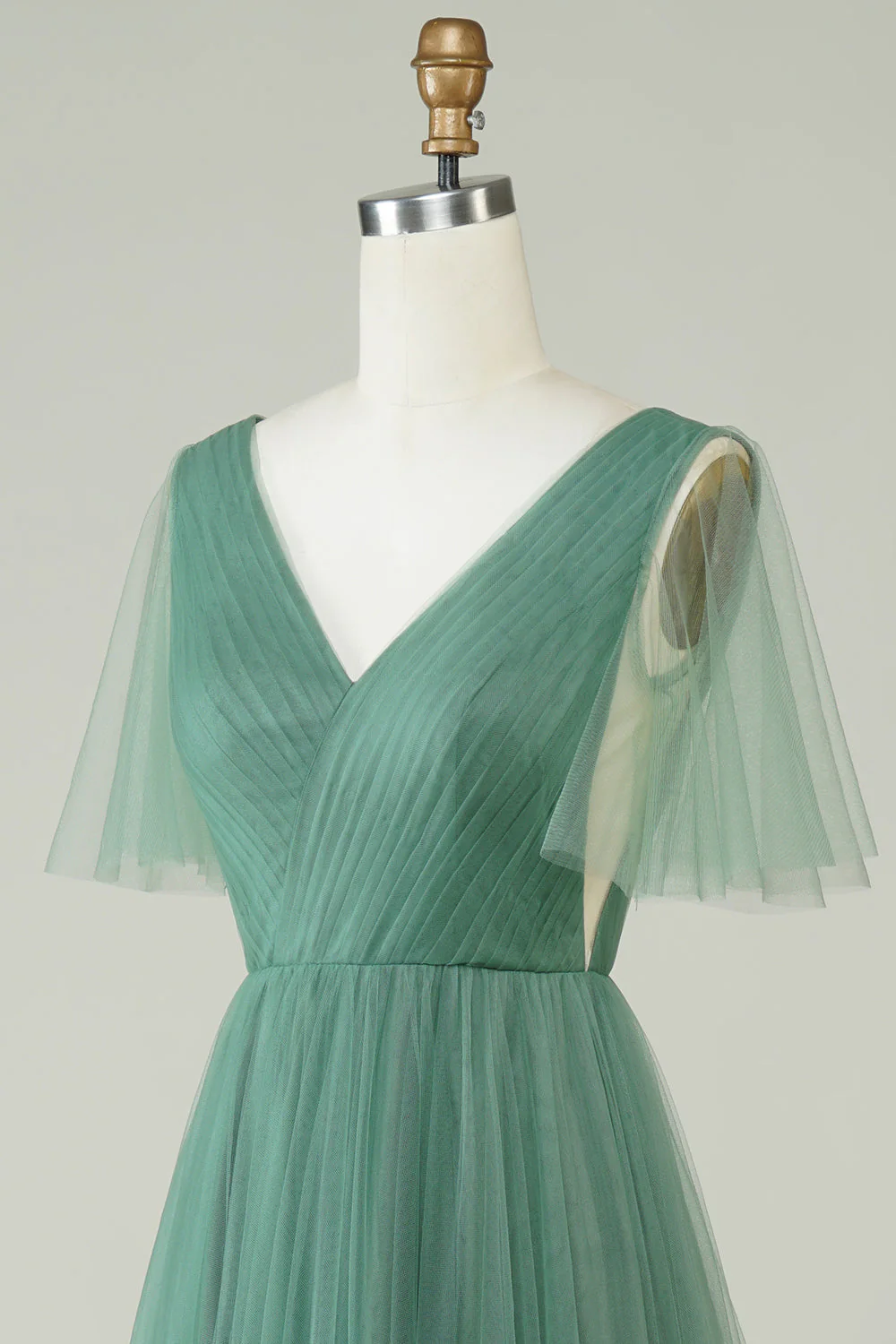 Eucalyptus V Neck Open Back A-Line Tulle Bridesmaid Dress - JUORTHO