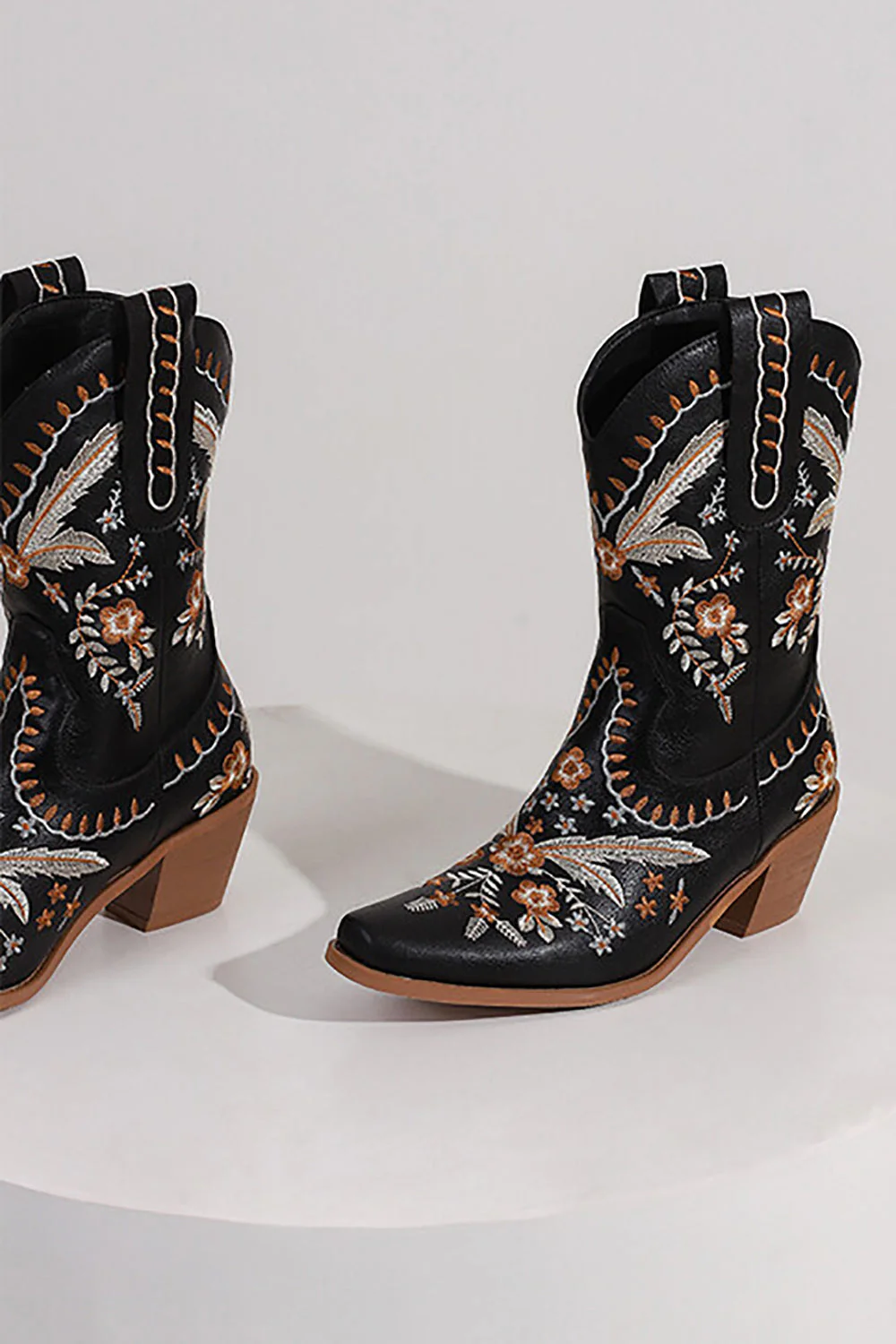 Black Embroidered Chuncky Heel Cowgirl Ankle Boots - JUORTHO