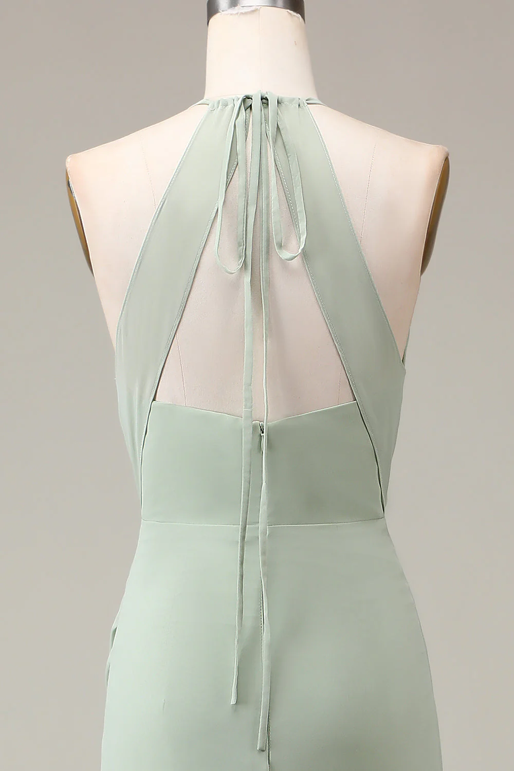 Matcha Halter Neck Sheath Pleated Bridesmaid Dress with Slit - JUORTHO