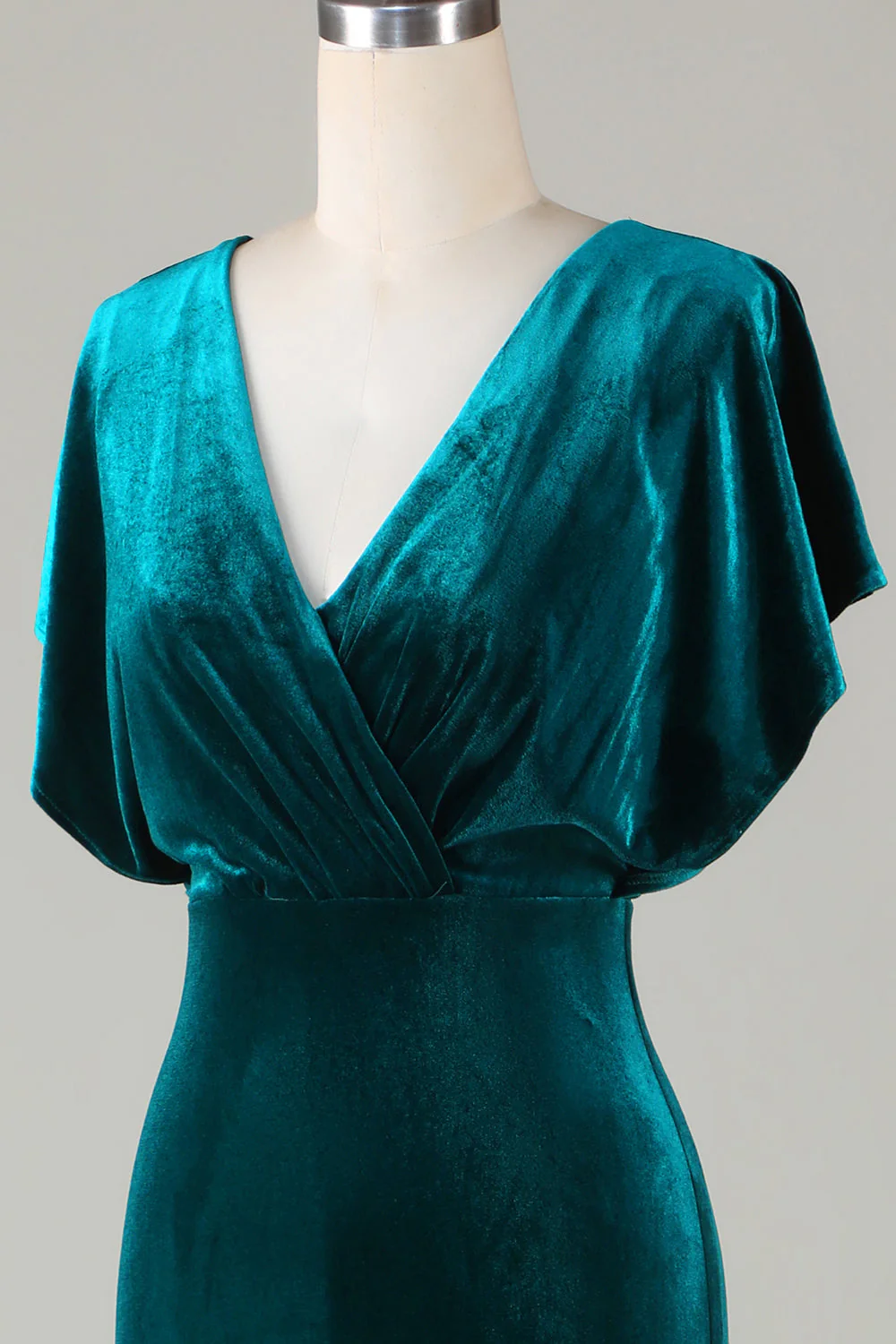 Velvet V-Neck Peacock Bridesmaid Dress with Ruffles - JUORTHO