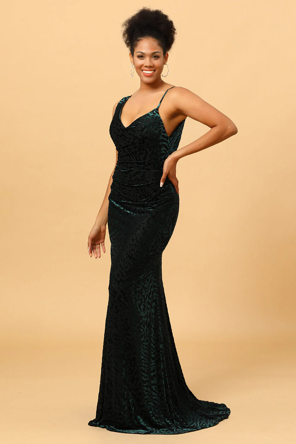 Mermaid V Neck Green Velvet Long Prom Dress - JUORTHO