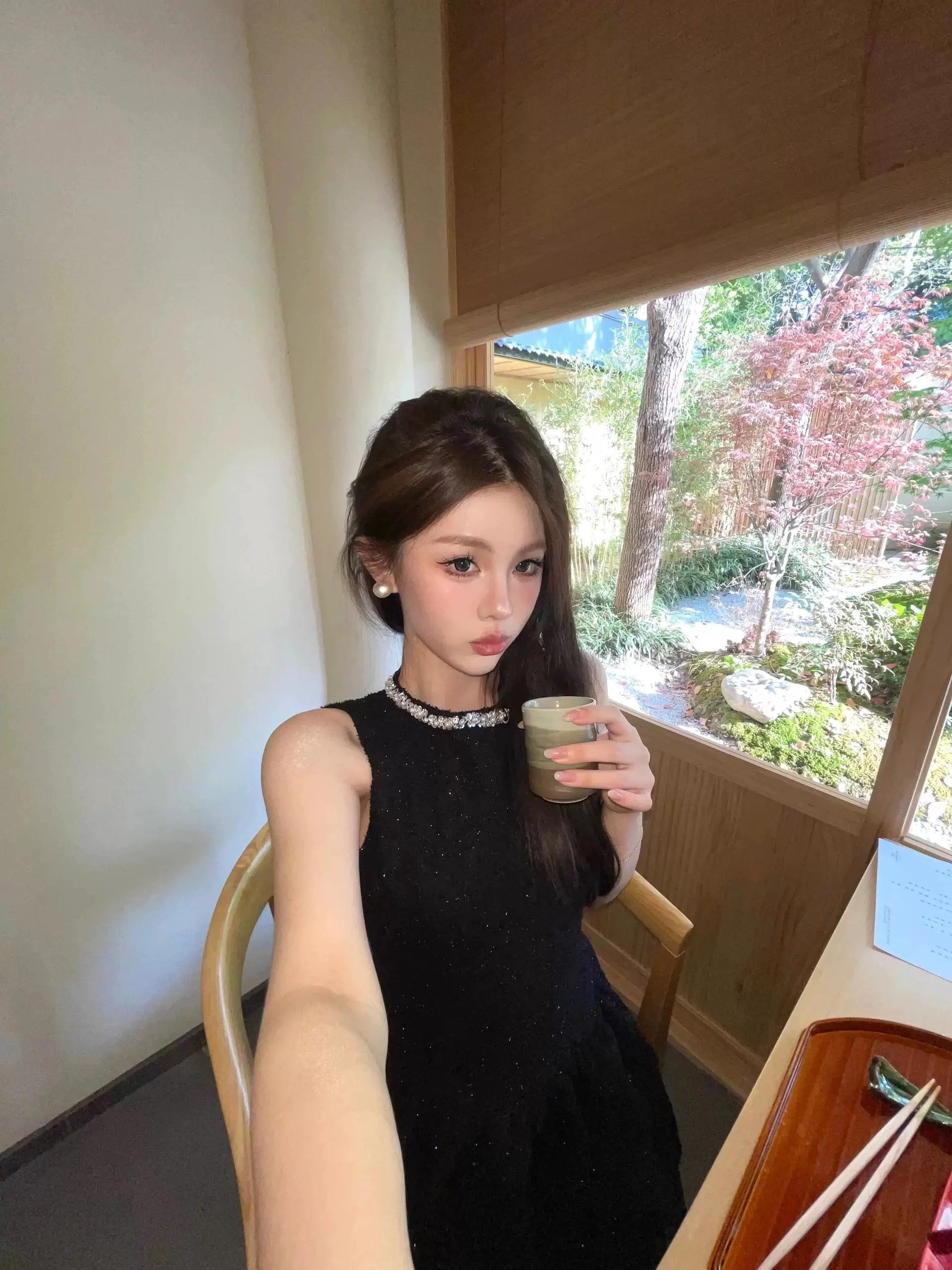 Beautiful hot girl waist dress women's autumn French temperament high-end little black dress birthday dress short skirt - EHAORUI