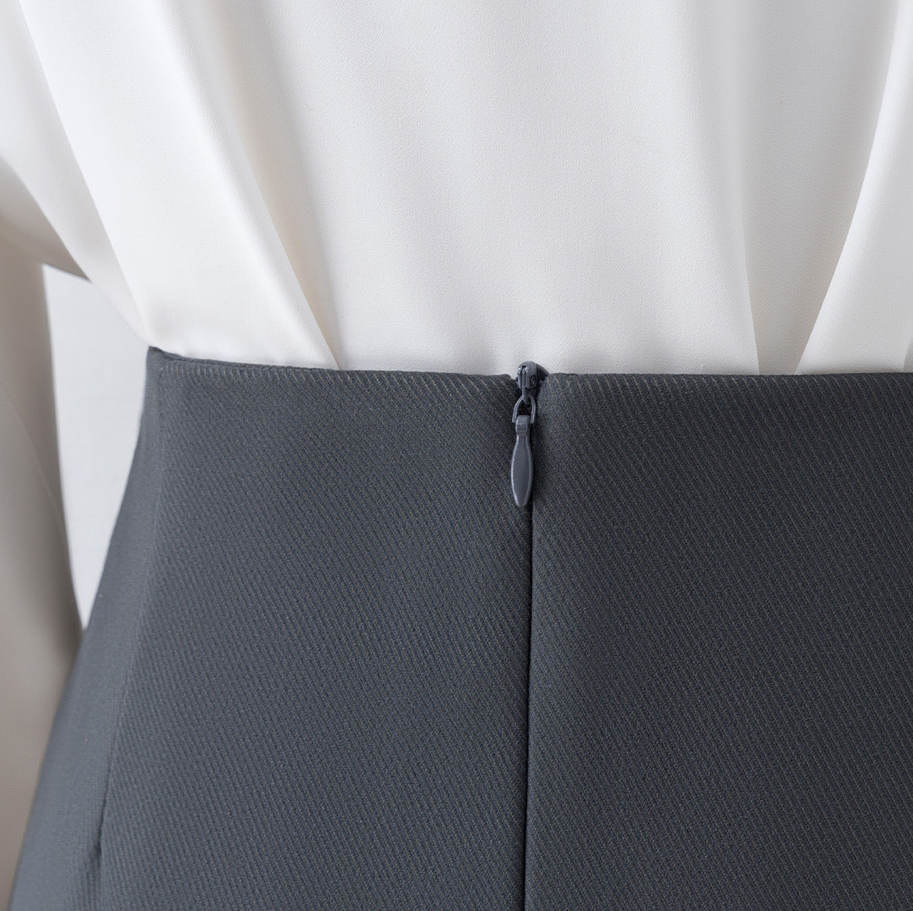 High waist skirt 2022 new pleated a-line skirt women autumn and winter mid-length small bag hip skirt spring and autumn - EHAORUI