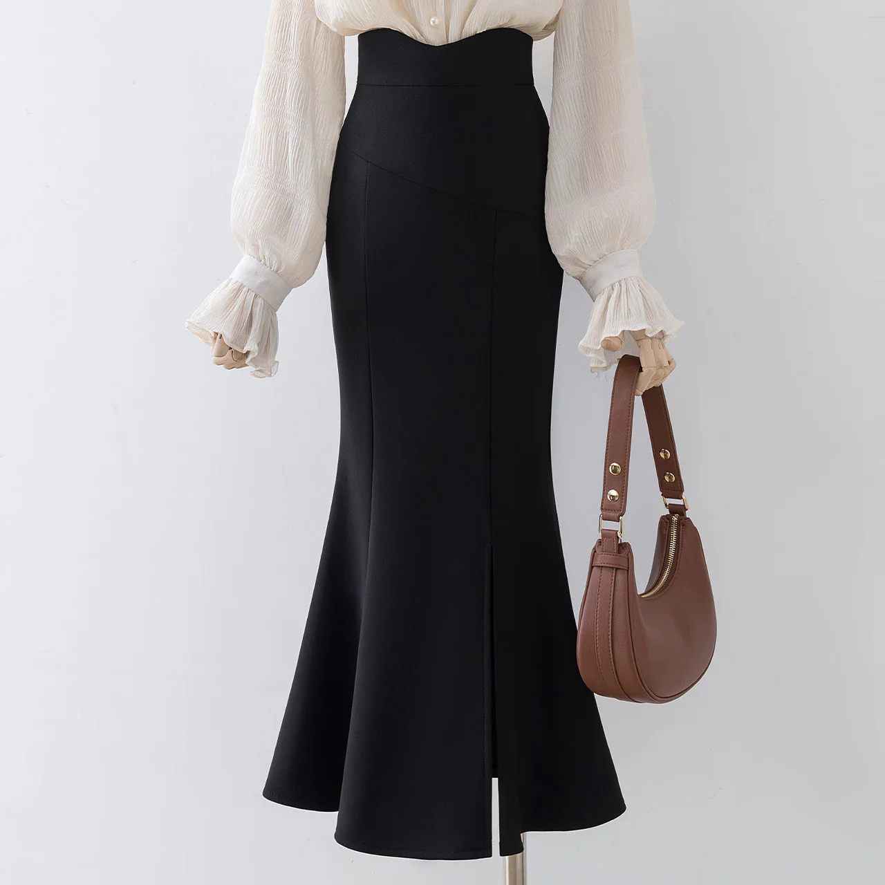 Black velvet skirt female autumn and winter 2022 new high waist mid-length hip skirt fishtail skirt business wear - EHAORUI