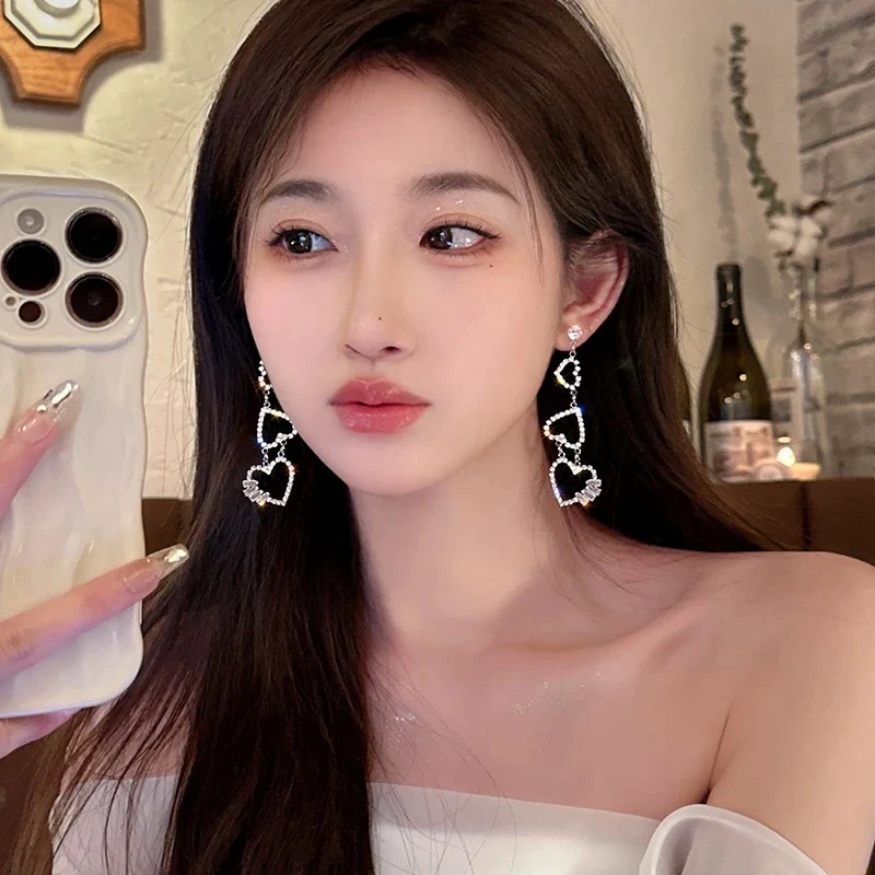 LACELIPS baby sweetheart ~ diamond-encrusted love tassel temperament long face slimming fashion versatile earrings for women - EHAORUI