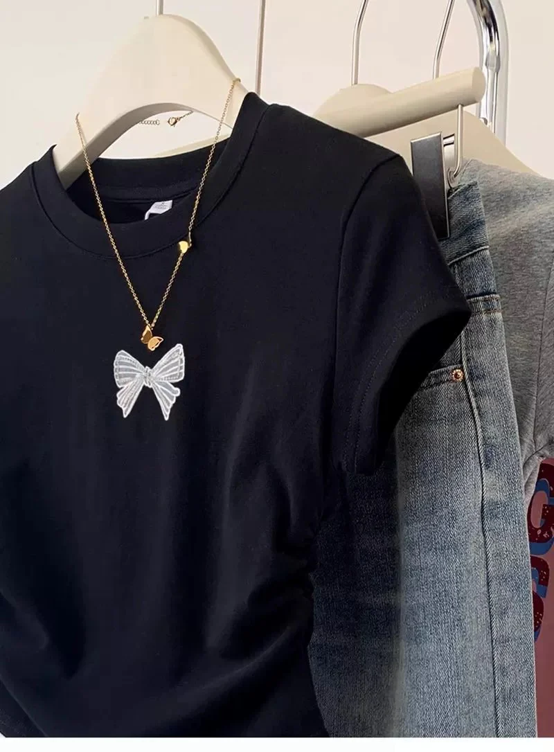 Sweet embroidered bow off-shoulder short-sleeved T-shirt women's summer design niche slim-fit pleated short top - EHAORUI