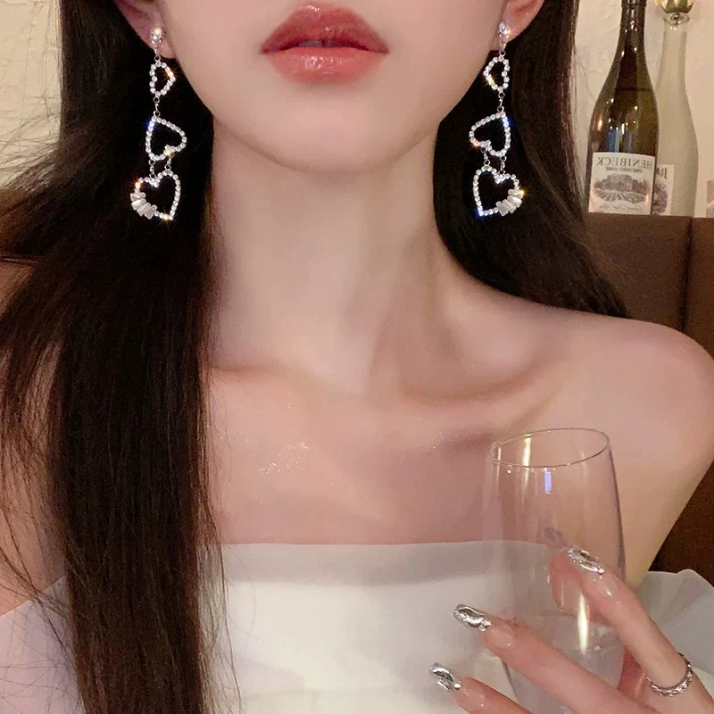 LACELIPS baby sweetheart ~ diamond-encrusted love tassel temperament long face slimming fashion versatile earrings for women - EHAORUI