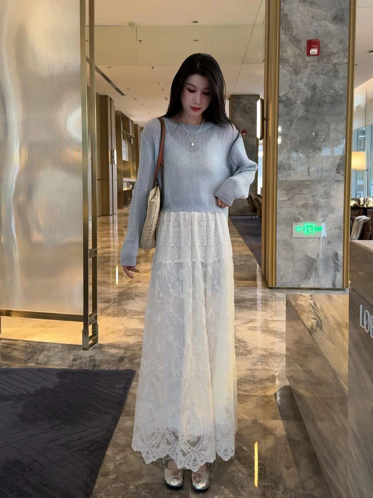 Back button design shiny silk long-sleeved blouse top lace skirt two-piece suit women's early spring new suit - EHAORUI